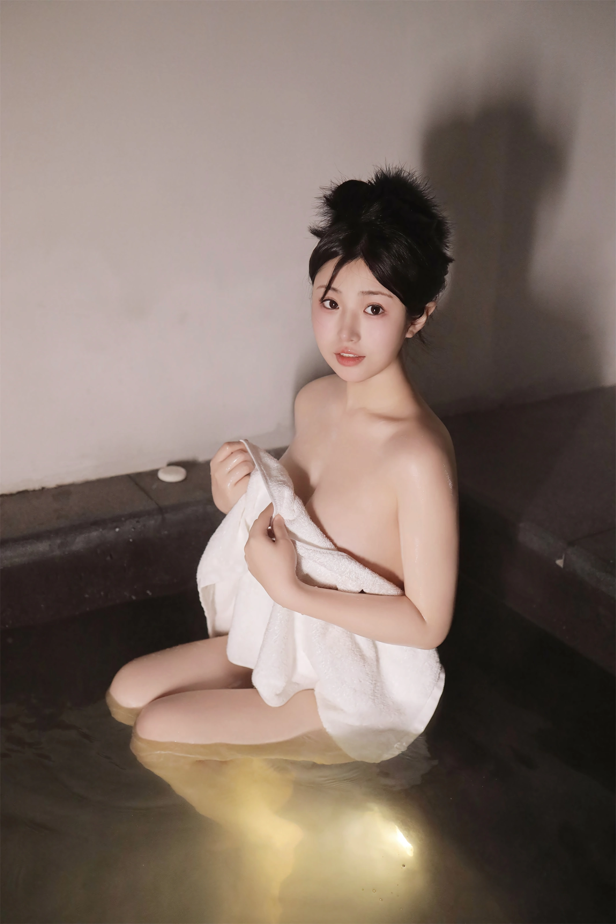  XiuRen 内购版 No.7977 陈小花 泡澡 [61P]第1张