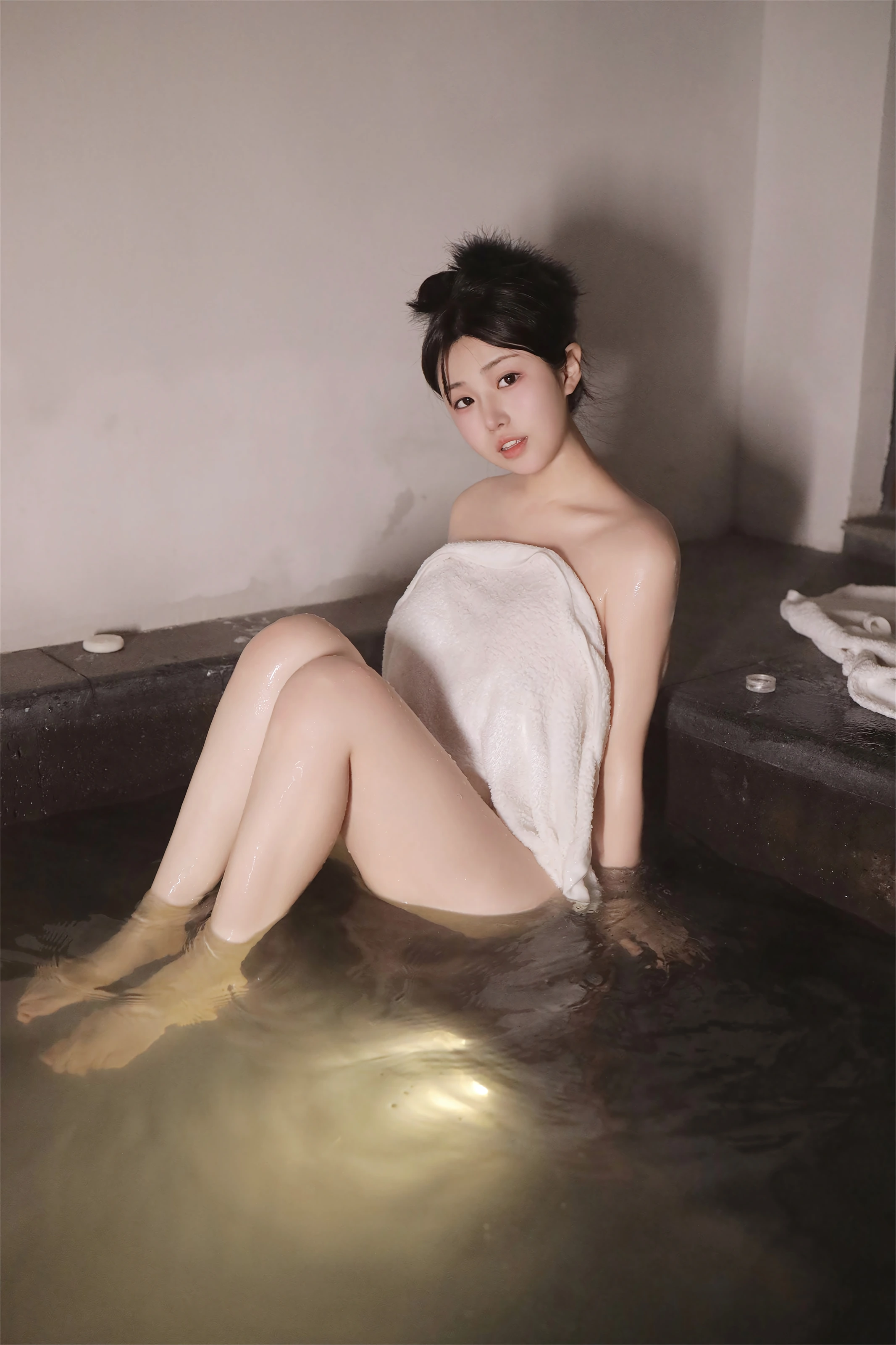  XiuRen 内购版 No.7977 陈小花 泡澡 [61P]第2张