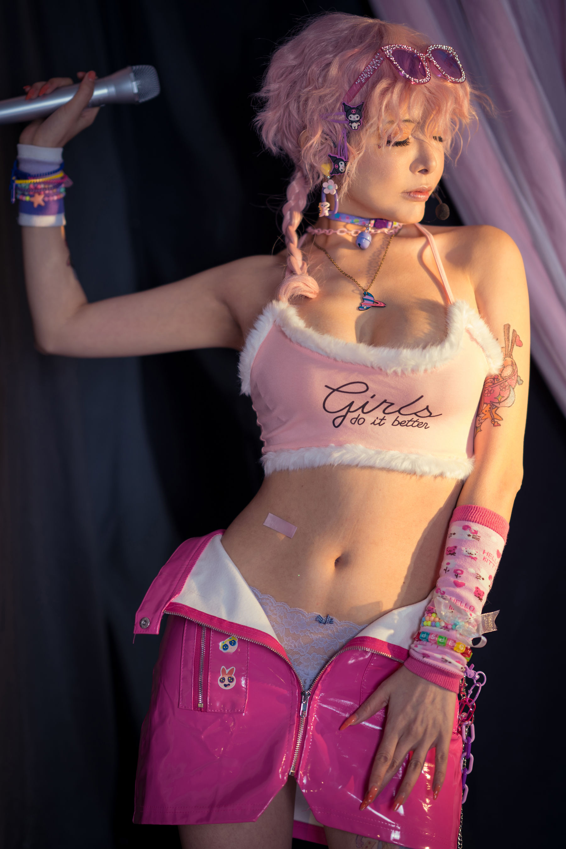 [网红COSER写真] 秋和柯基(夏小秋秋秋) - 小偶像第5张