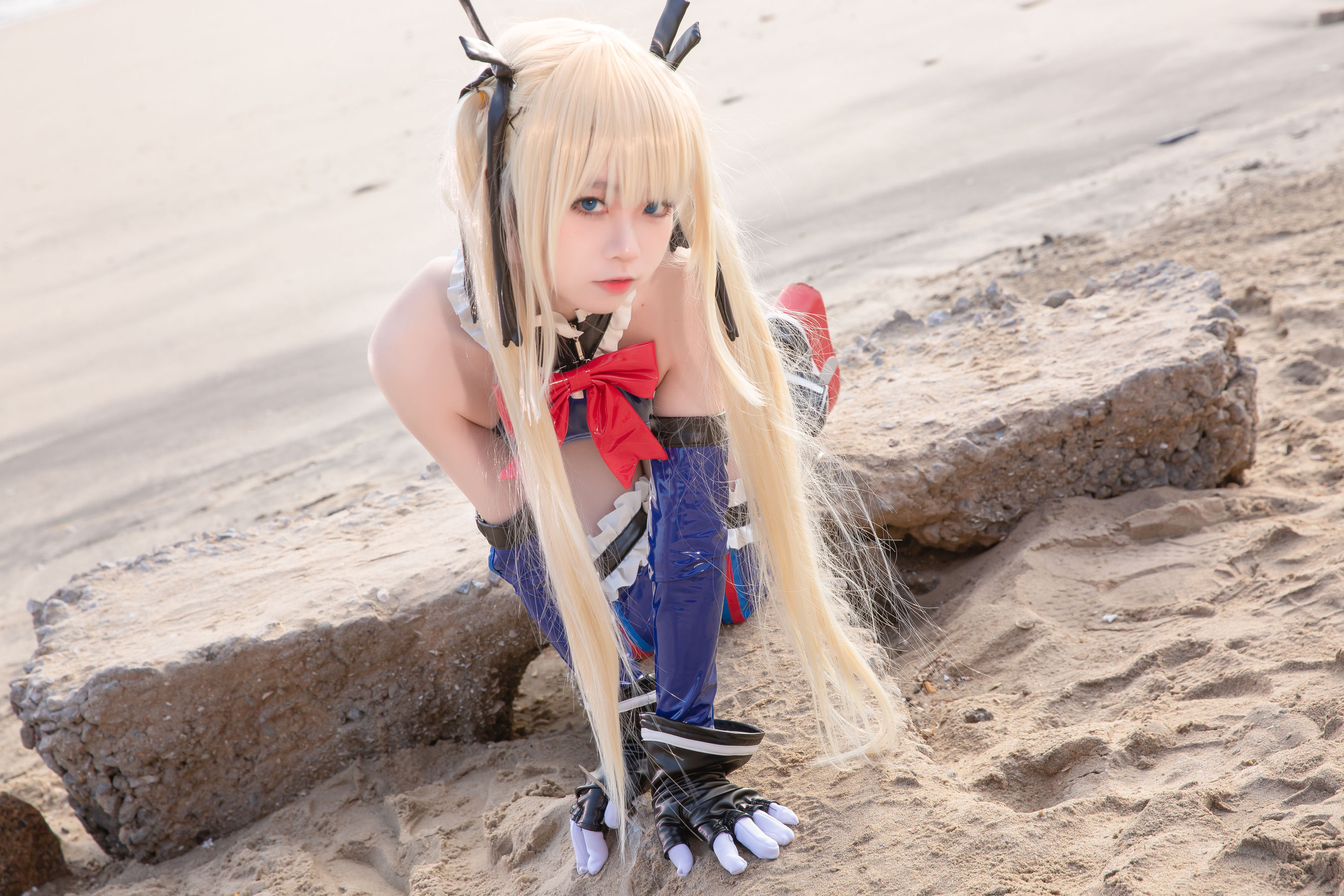 [网红COSER写真] 动漫博主G44不会受伤 - 玛丽连体衣第7张