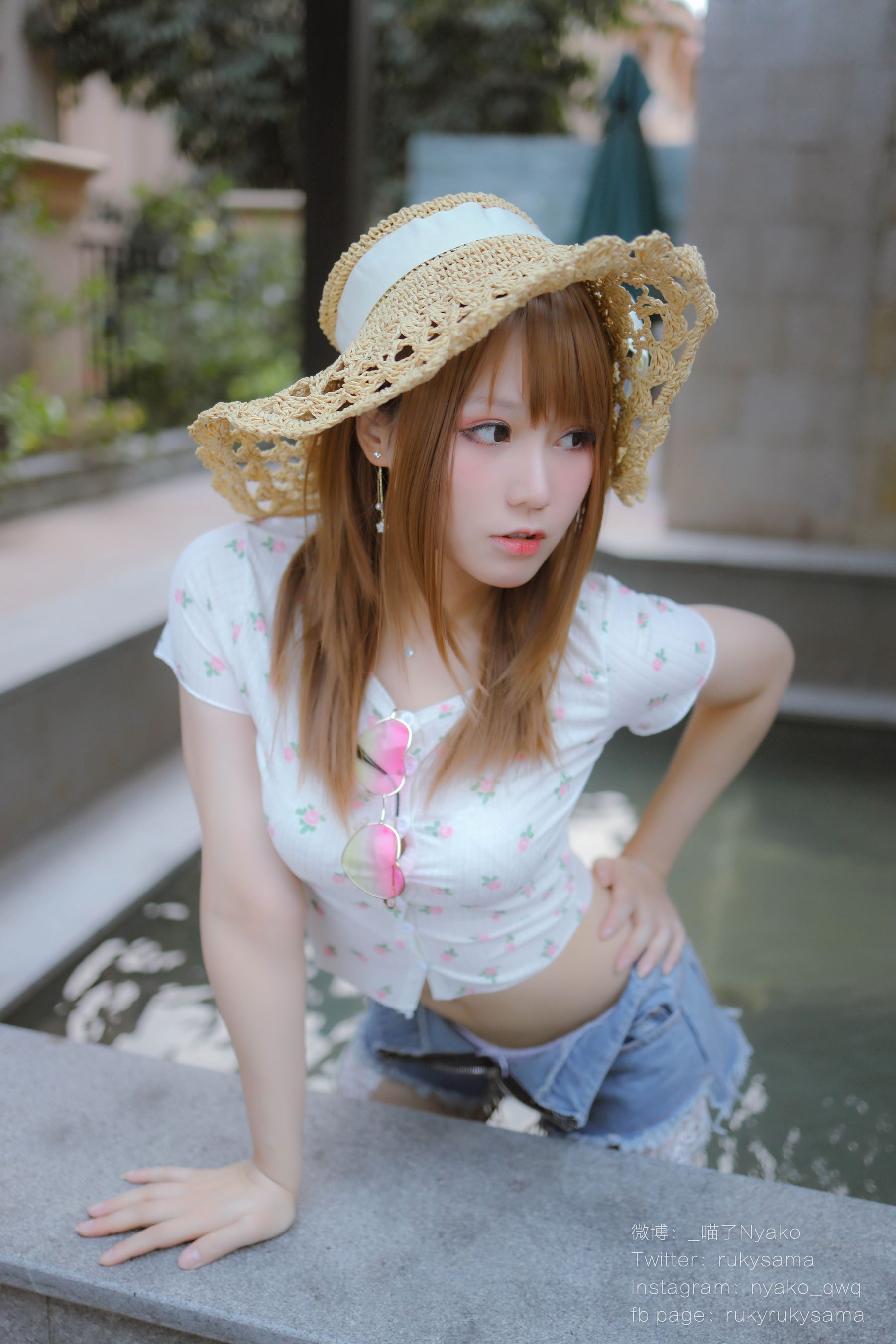 [网红COSER写真] 萌妹子Nyako喵子 - 温泉旅行第4张