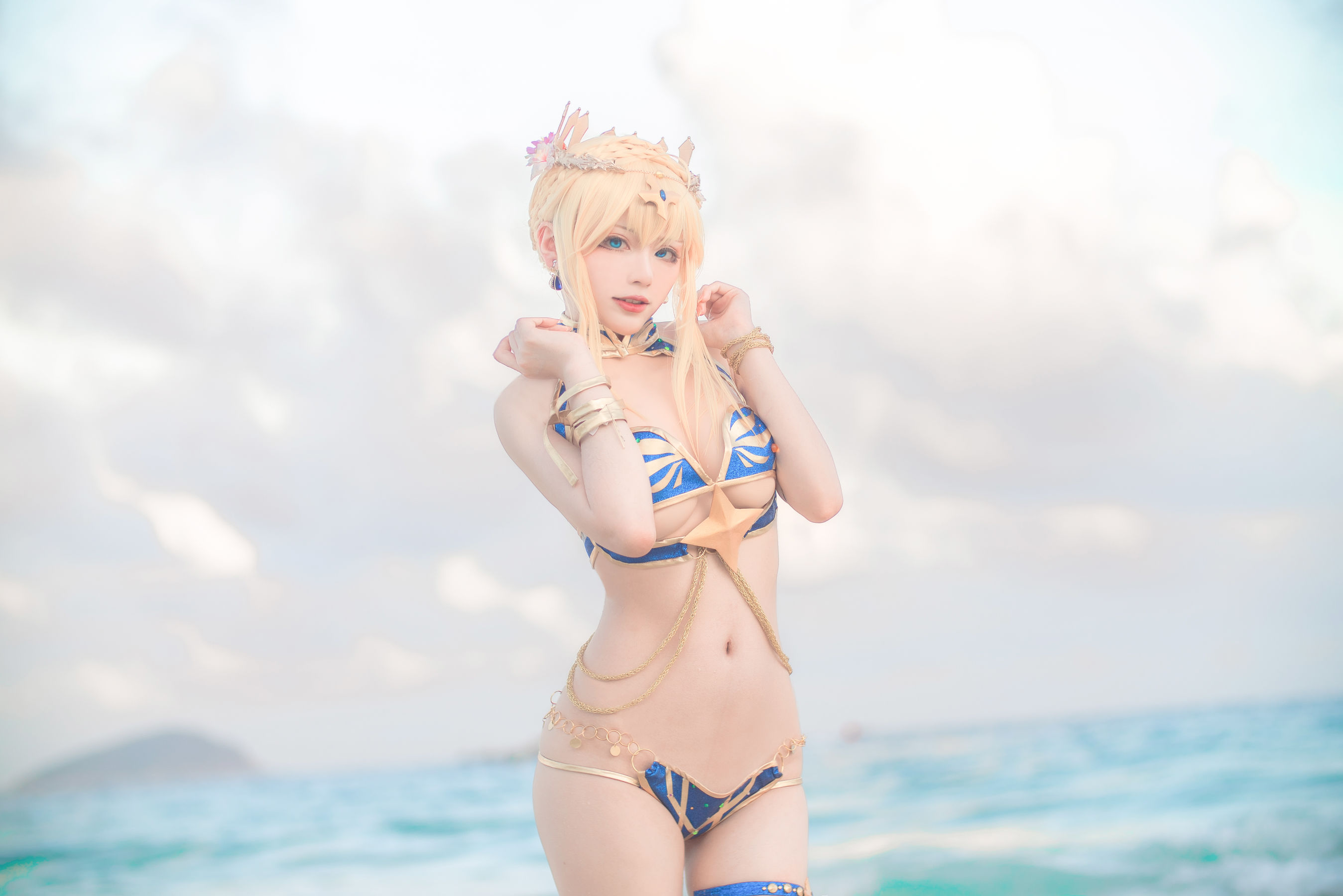 [网红COSER写真] 起司块wii写真 - 白枪泳装第10张