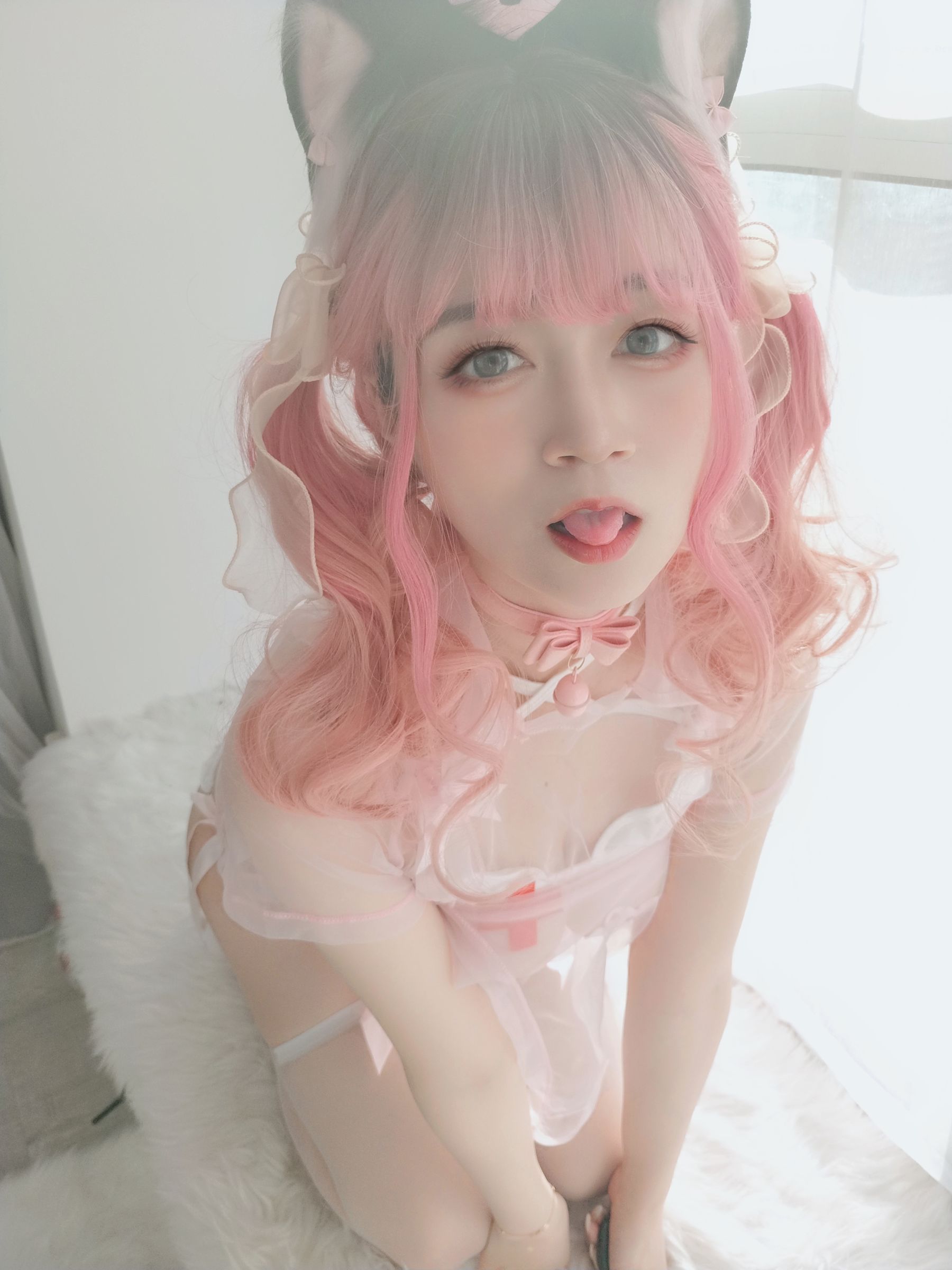 [COS福利] Coser小姐姐白银 - 猫咪护士第9张