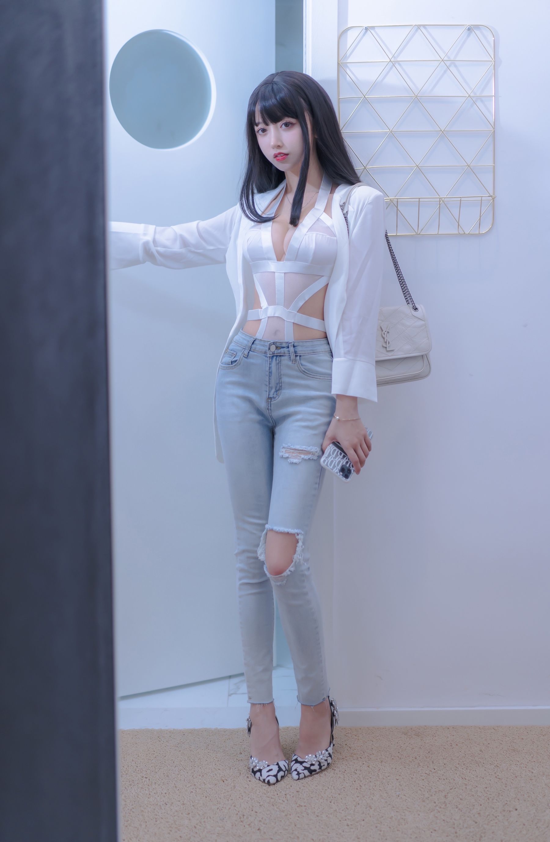 [COS福利] 斗鱼米线线sama写真 - 米线的休息日第14张