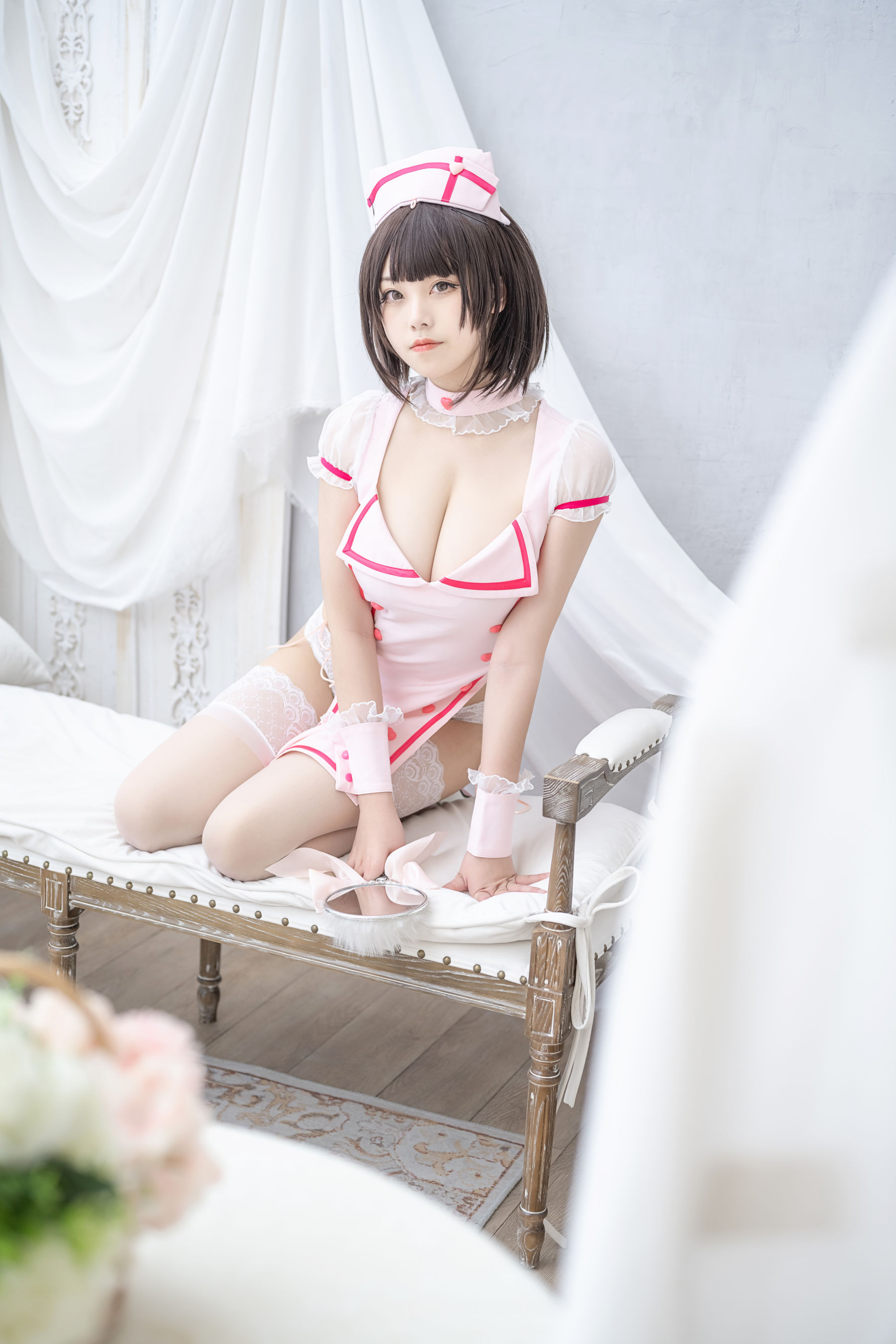 [福利COS] 萌系小姐姐蜜汁猫裘 - 小护士第5张