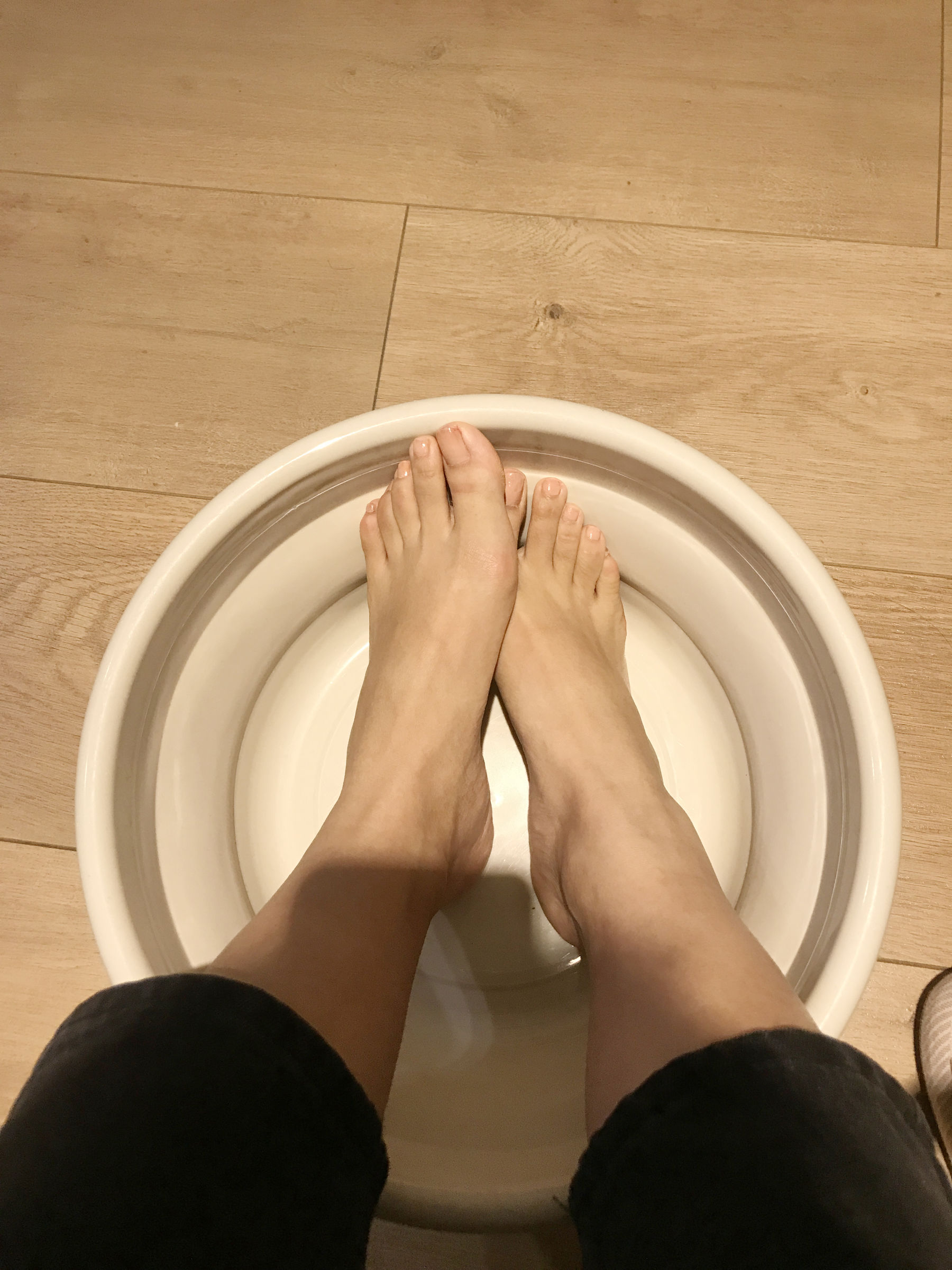 [福利COS] 安乔乔儿(Nia乔乔) No.001 牛奶洗脚第4张