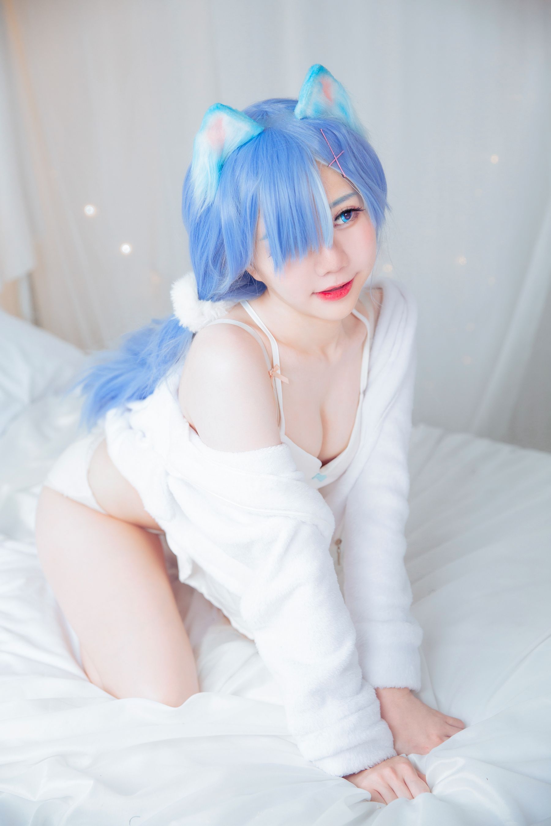 [网红COS] Sally Dorasnow - Rem White Kitty第11张