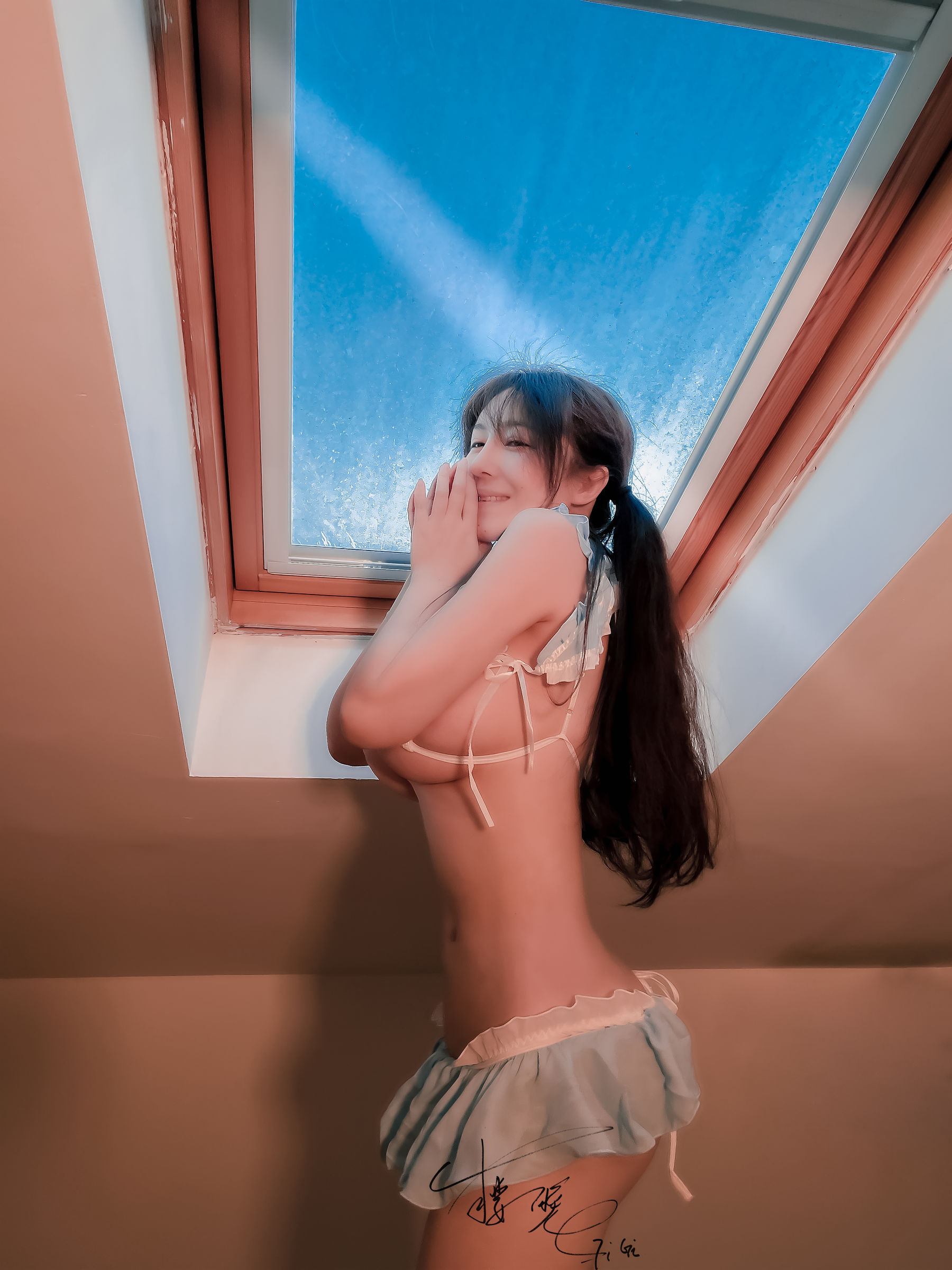 [网红COS] 网络红人樱晚gigi - 蓝色比基尼第2张