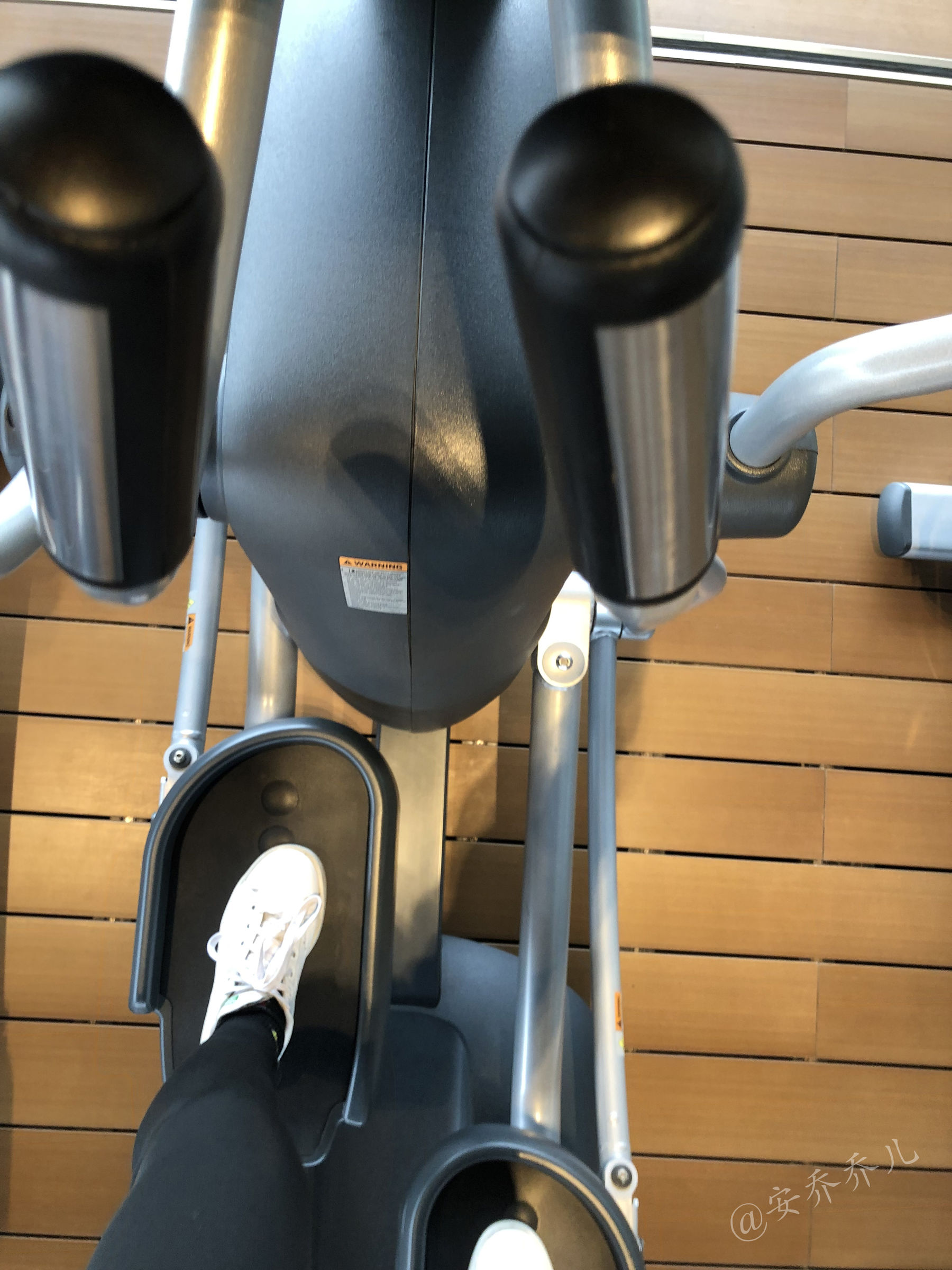 [福利COS] 安乔乔儿(Nia乔乔) No.019 健身房白袜第43张