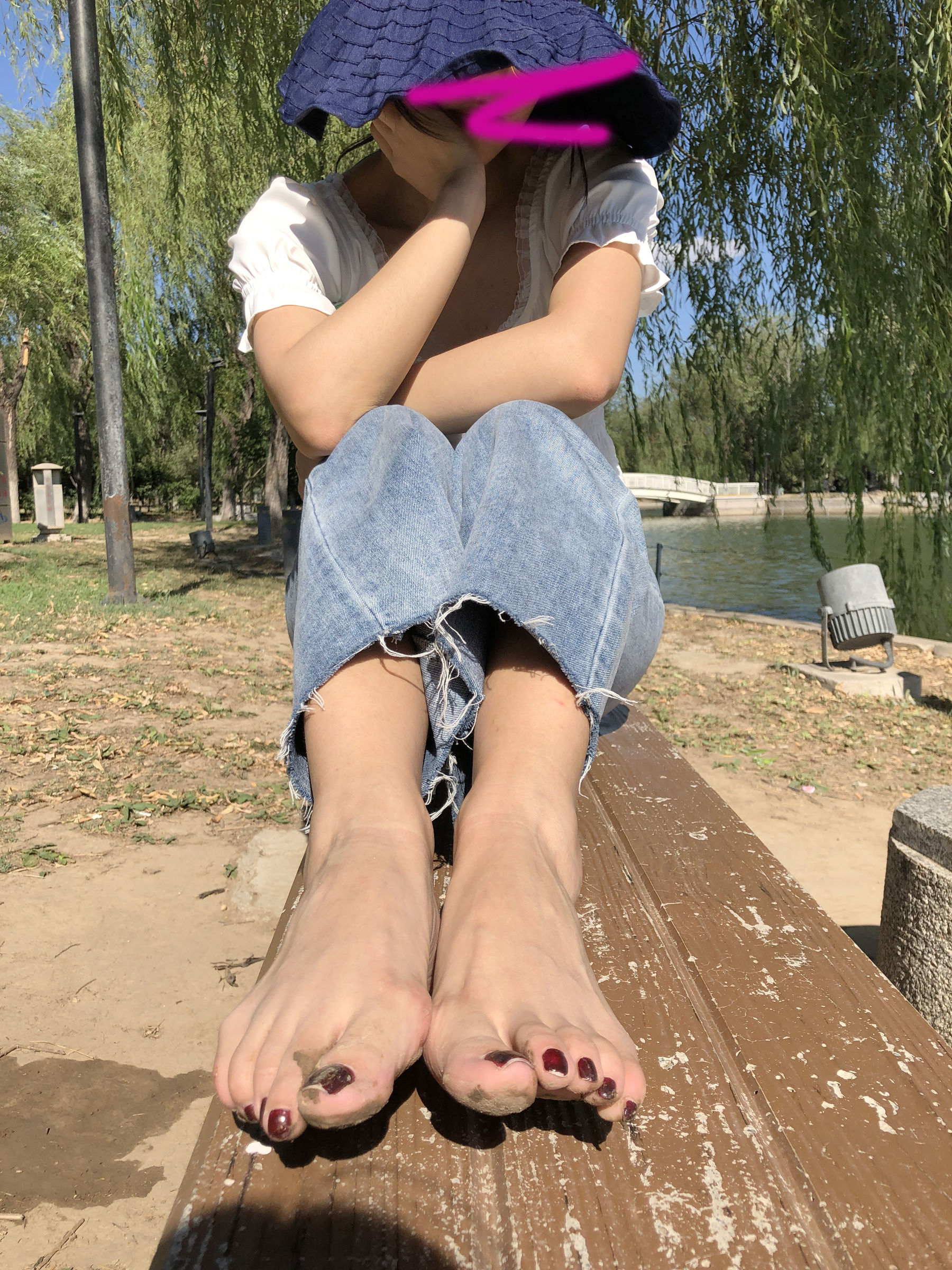 [福利COS] 安乔乔儿(Nia乔乔) No.007 乔乔脏脚底第30张