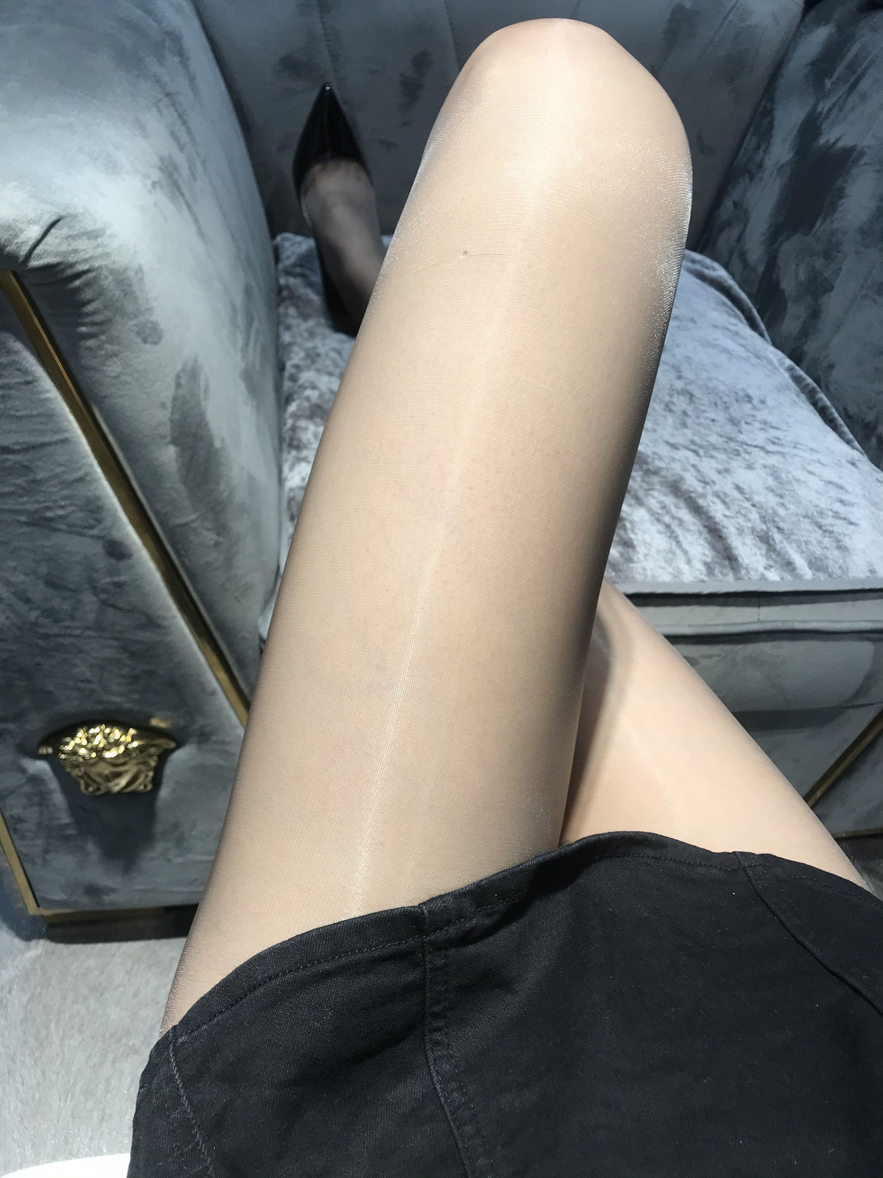 [福利COS] 丝足博主麋鹿_Monroe 2020.06.02 灰亮丝第2张