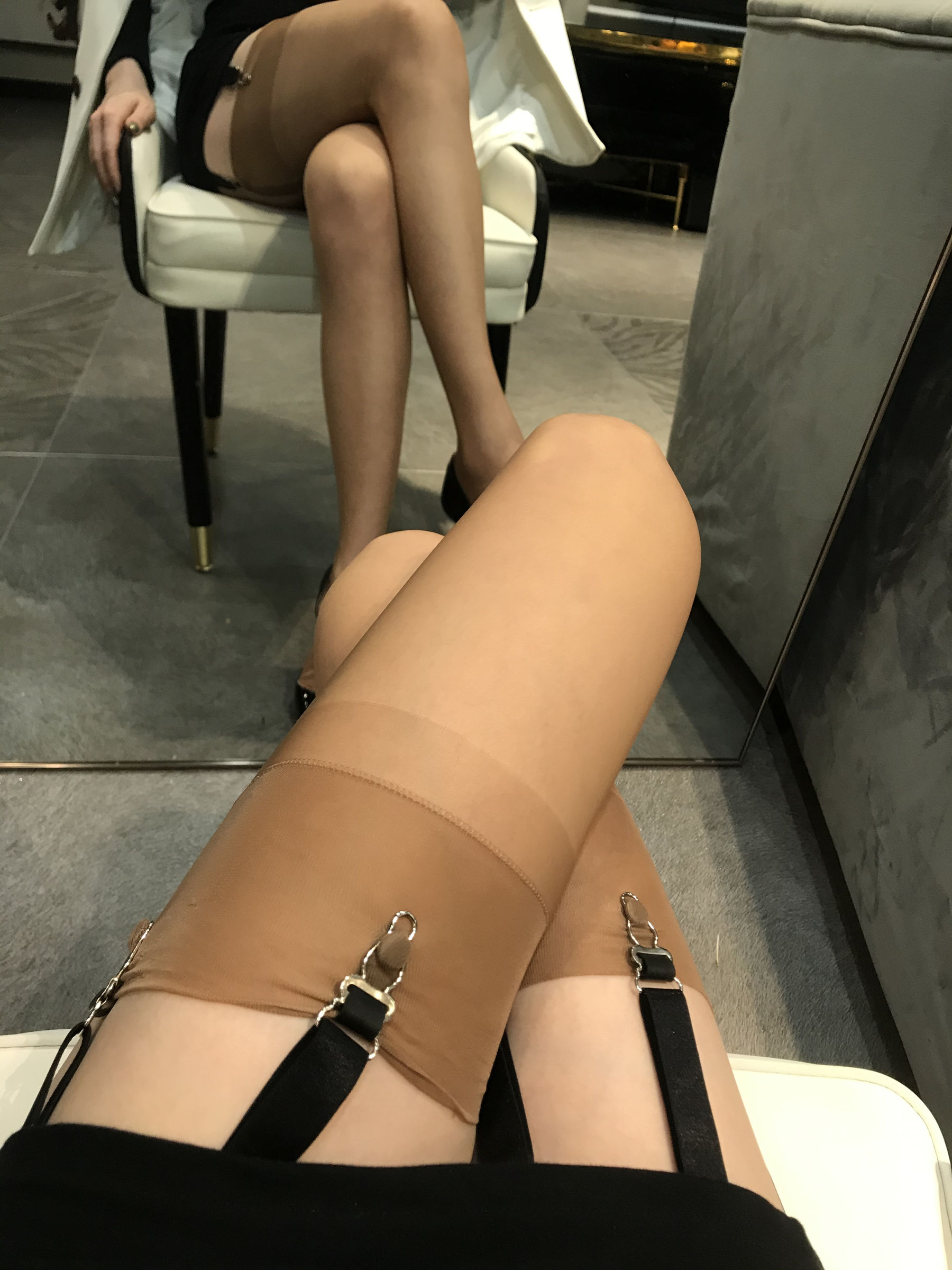 [福利COS] 丝足博主麋鹿_Monroe 2020.04.09 桃肉吊袜第11张