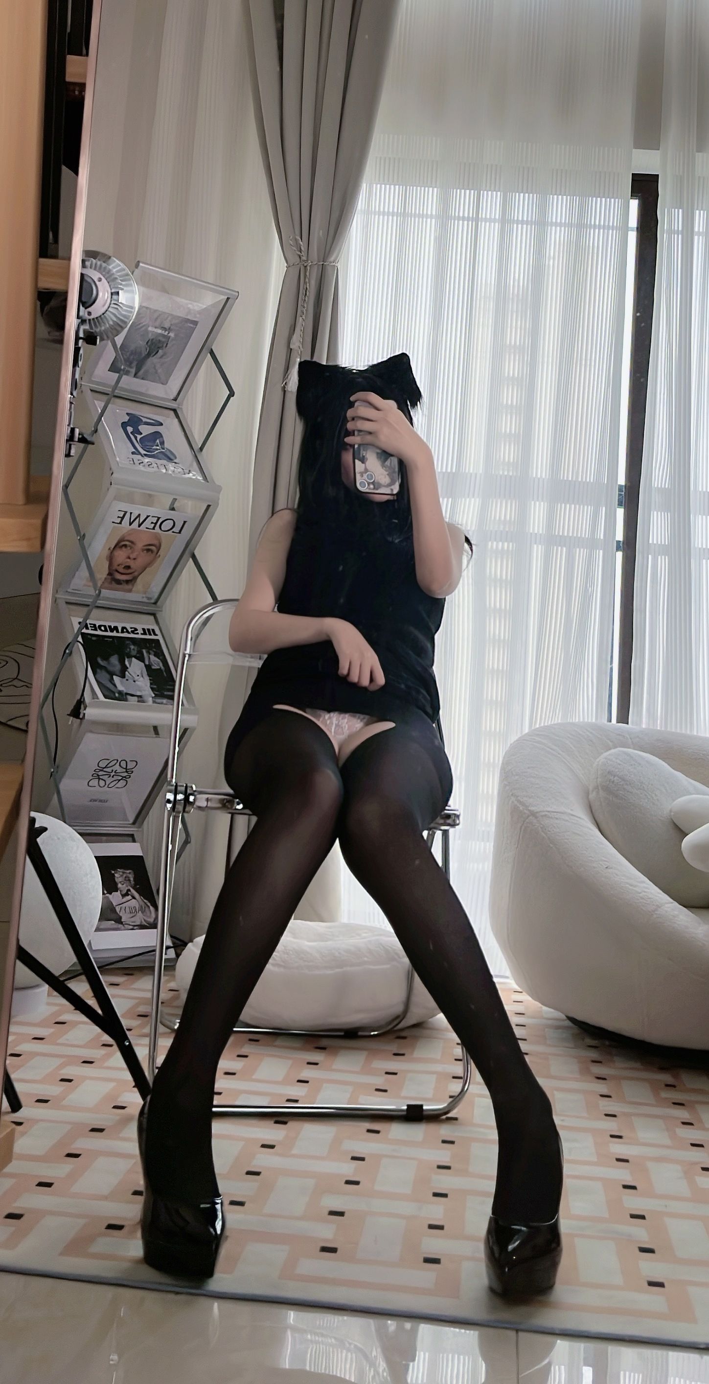 [福利COS] 疯猫ss - 黑毛衣少女第23张