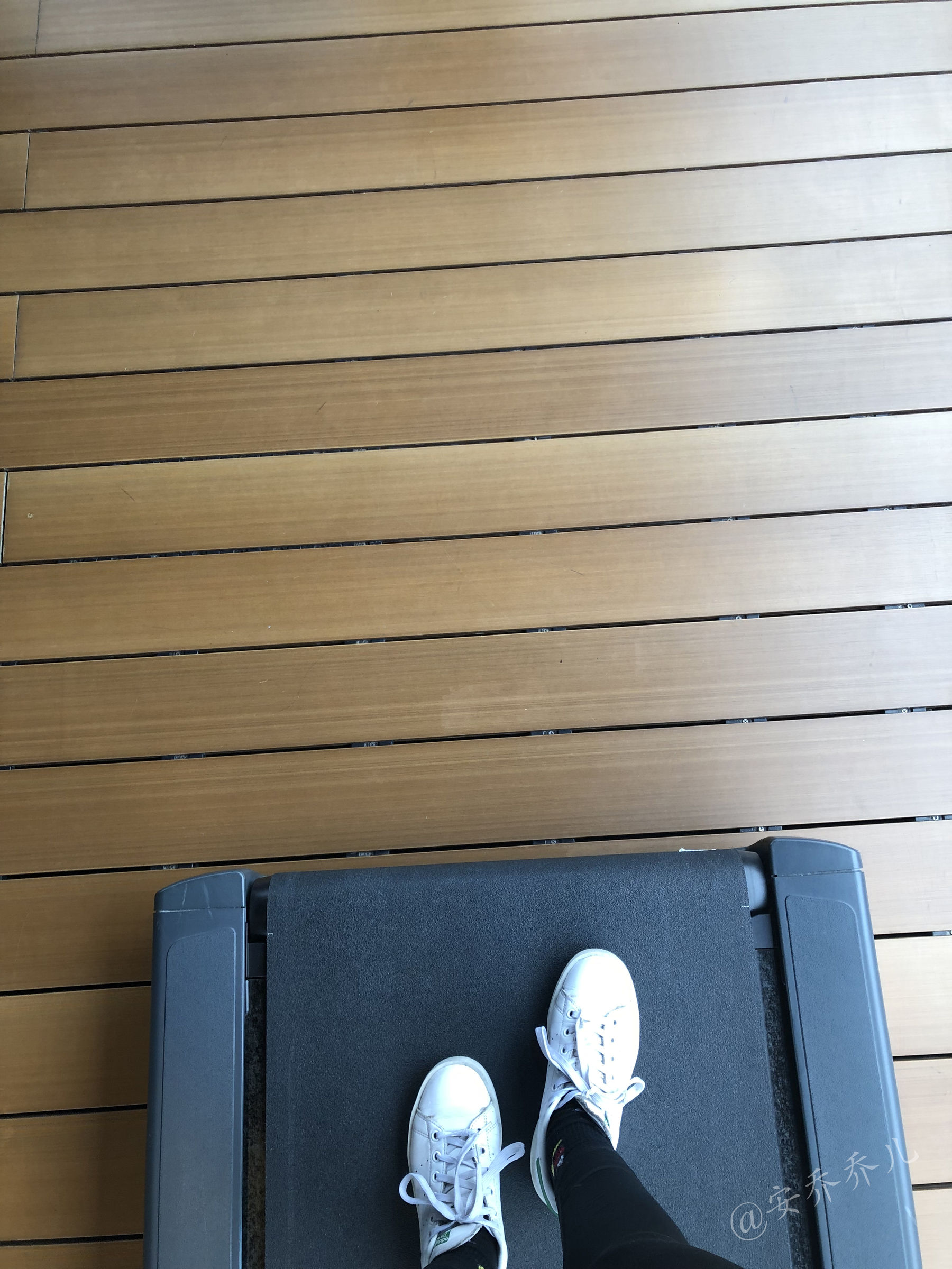 [福利COS] 安乔乔儿(Nia乔乔) No.019 健身房白袜第45张