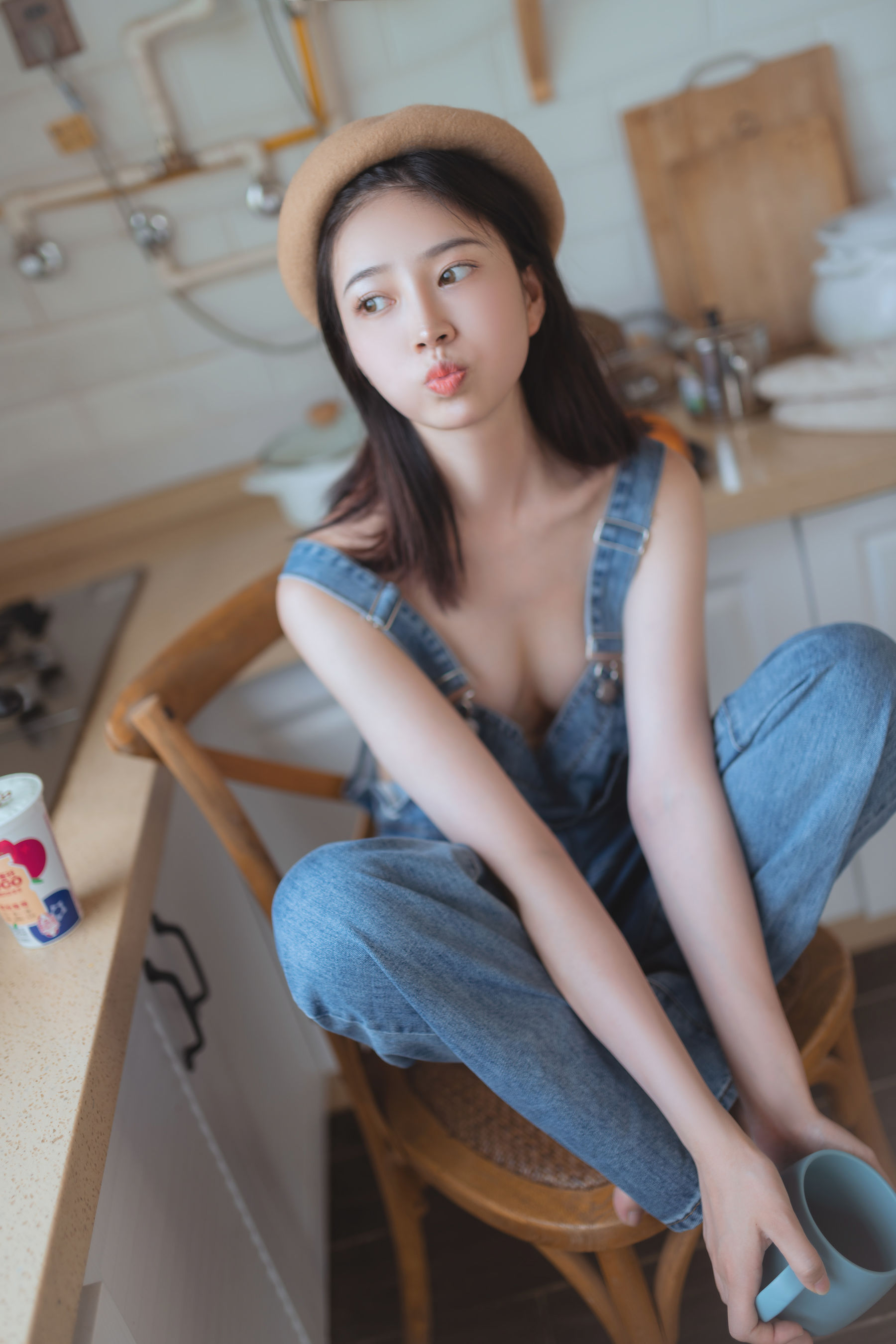 [福利COS] Nnian - 背带裤第1张