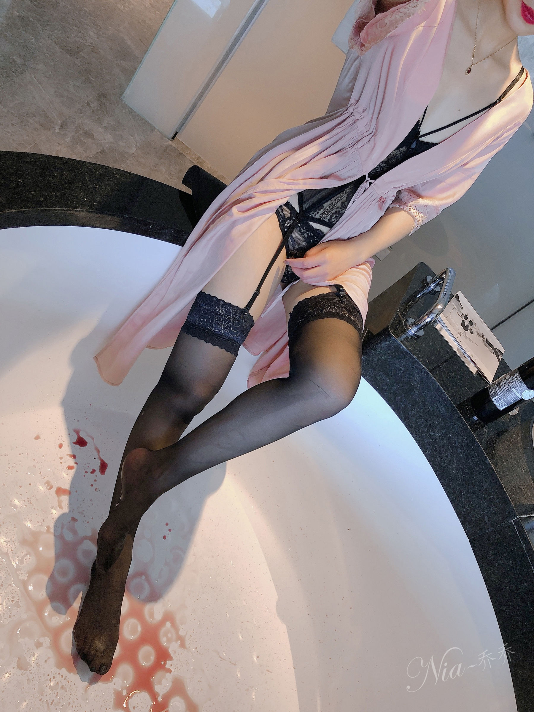 [福利COS] 安乔乔儿(Nia乔乔) No.025 宿醉第17张