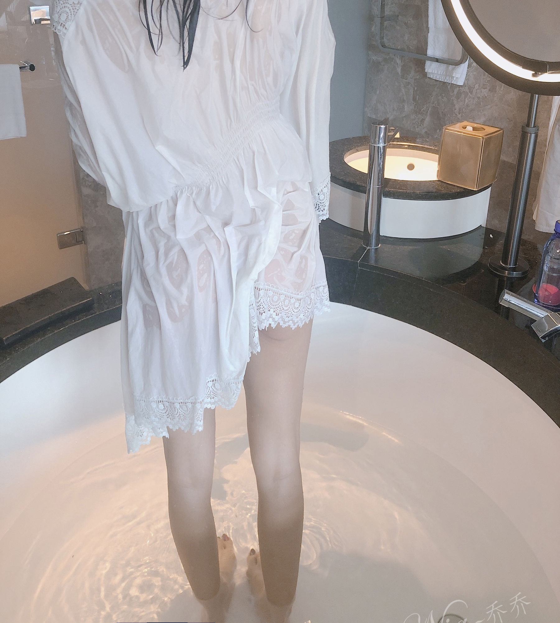 [福利COS] 安乔乔儿(Nia乔乔) No.024 美人出浴第38张