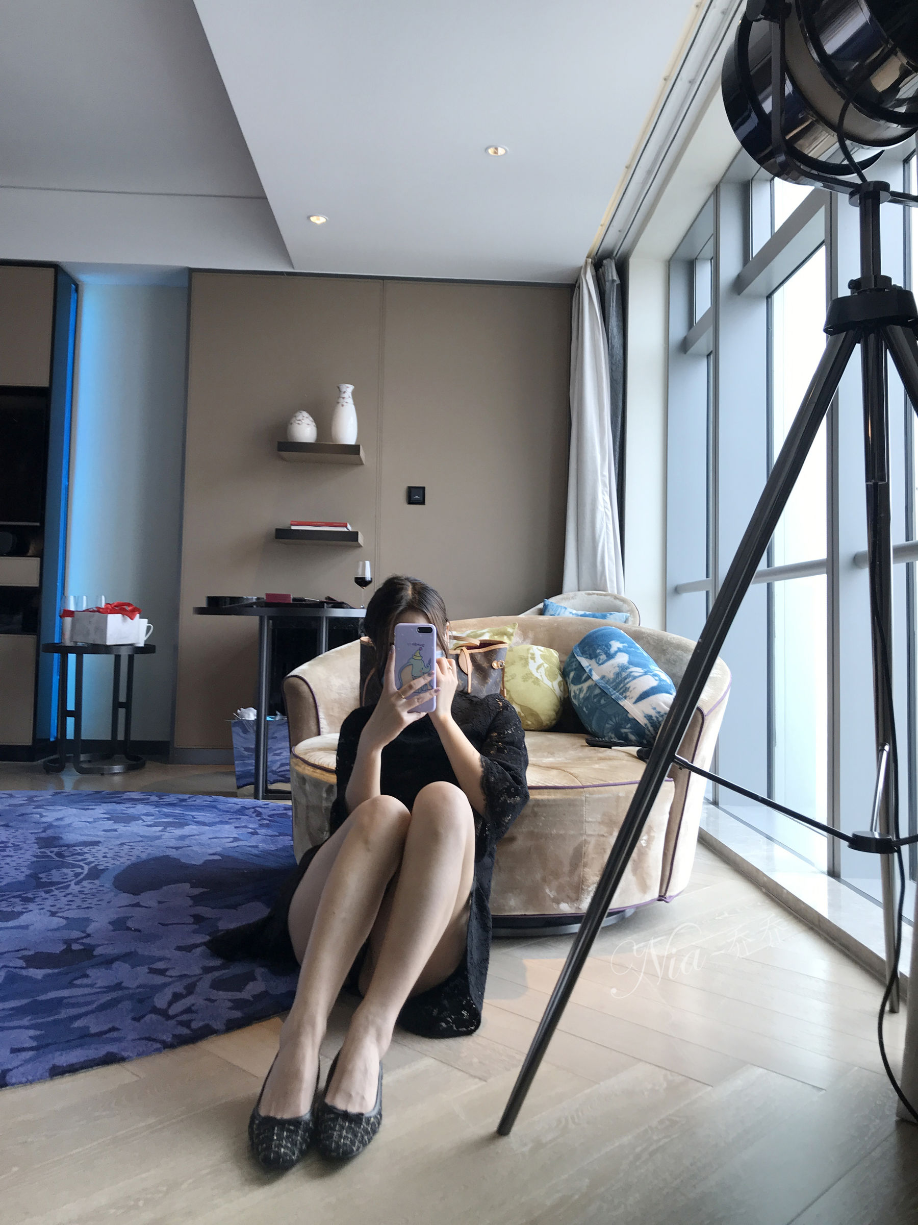 [福利COS] 安乔乔儿(Nia乔乔) No.023 出差刚到酒店呀第40张