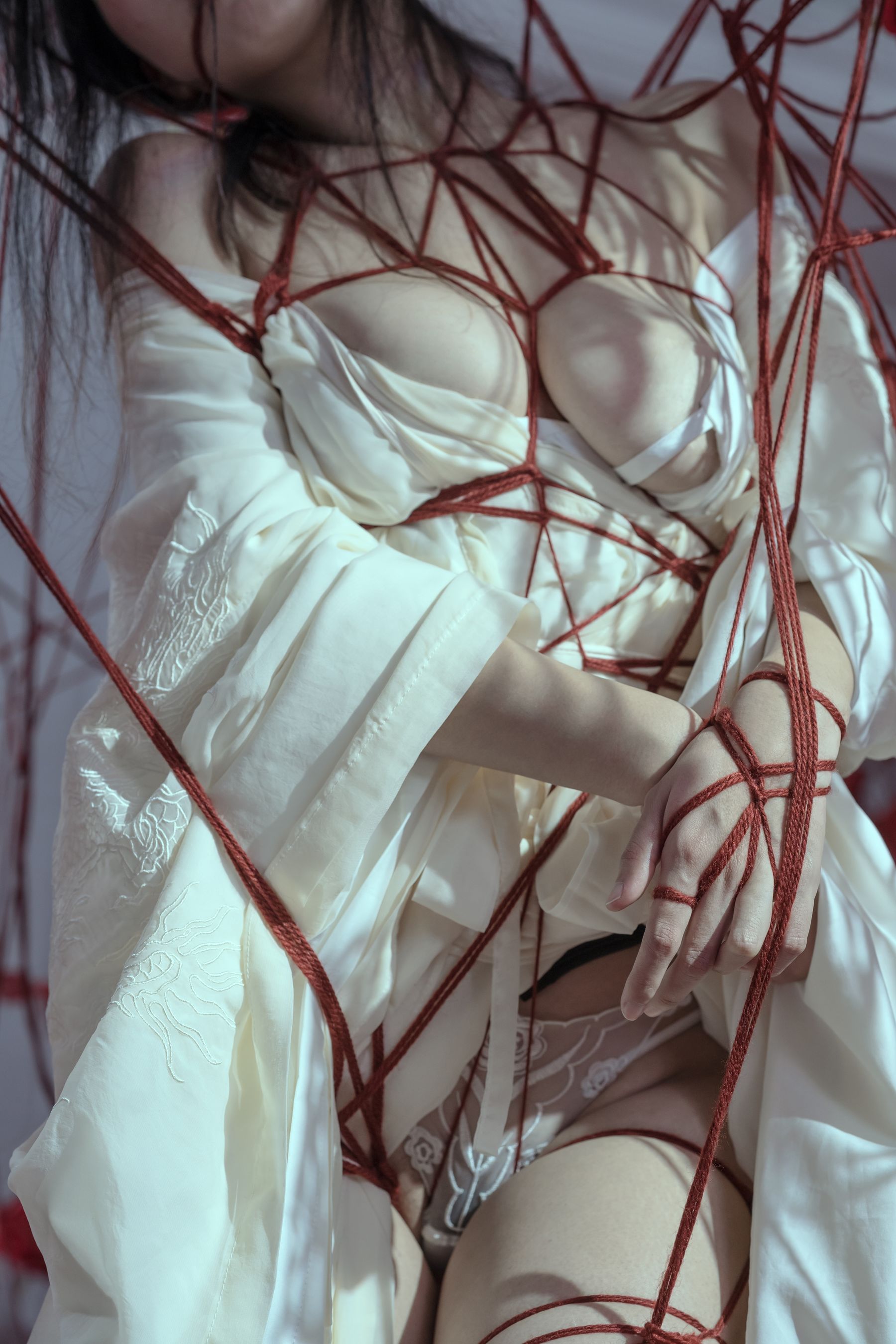 [福利COS] 云溪溪 - 奶桃 囚鸟第10张