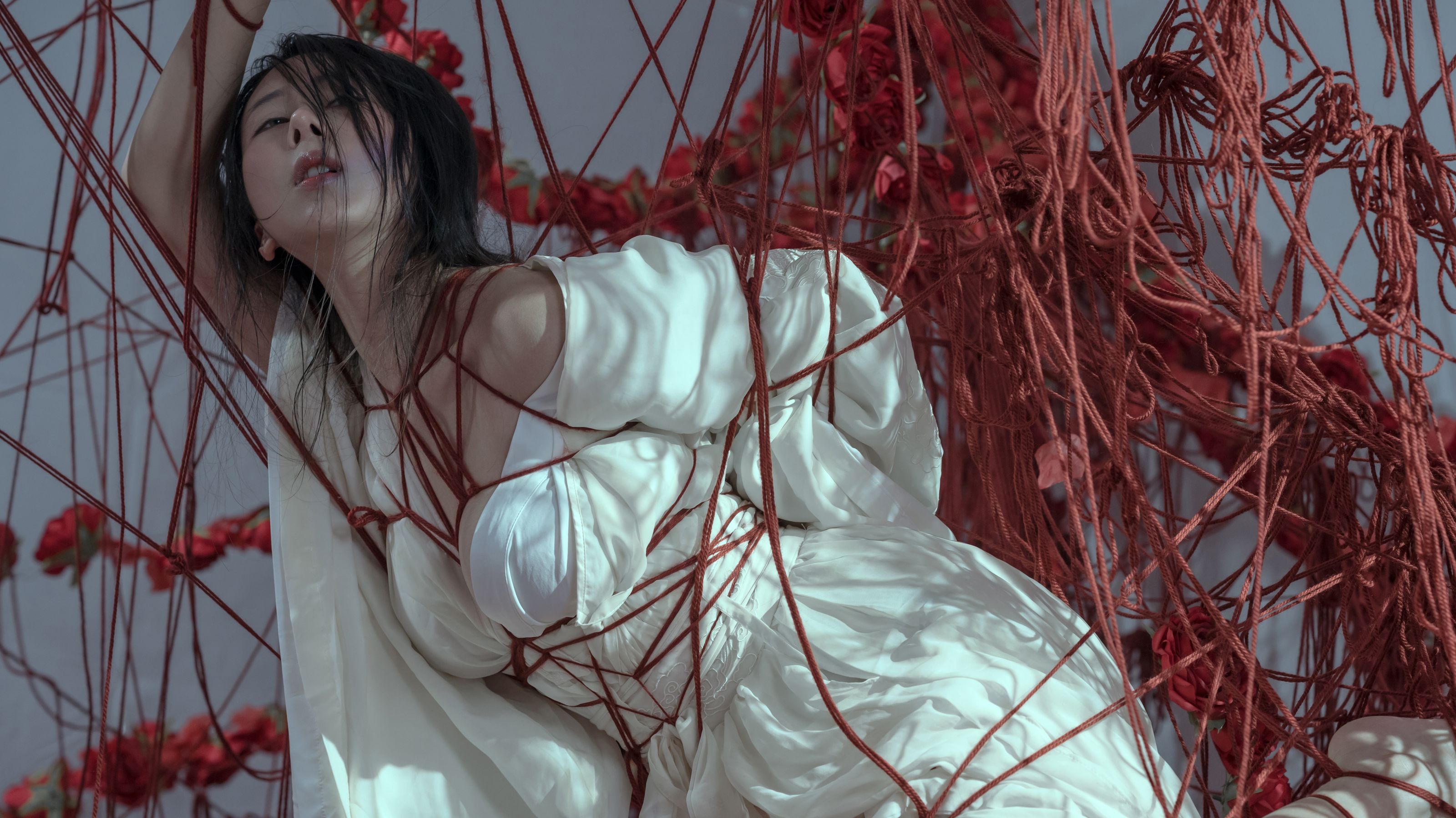 [福利COS] 云溪溪 - 奶桃 囚鸟第4张