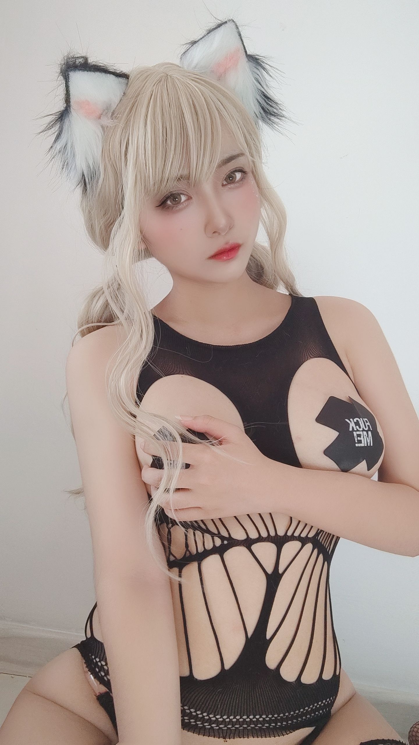 [福利COS] 动漫博主洛璃LoLiSAMA - 黑色蕾丝自拍第7张