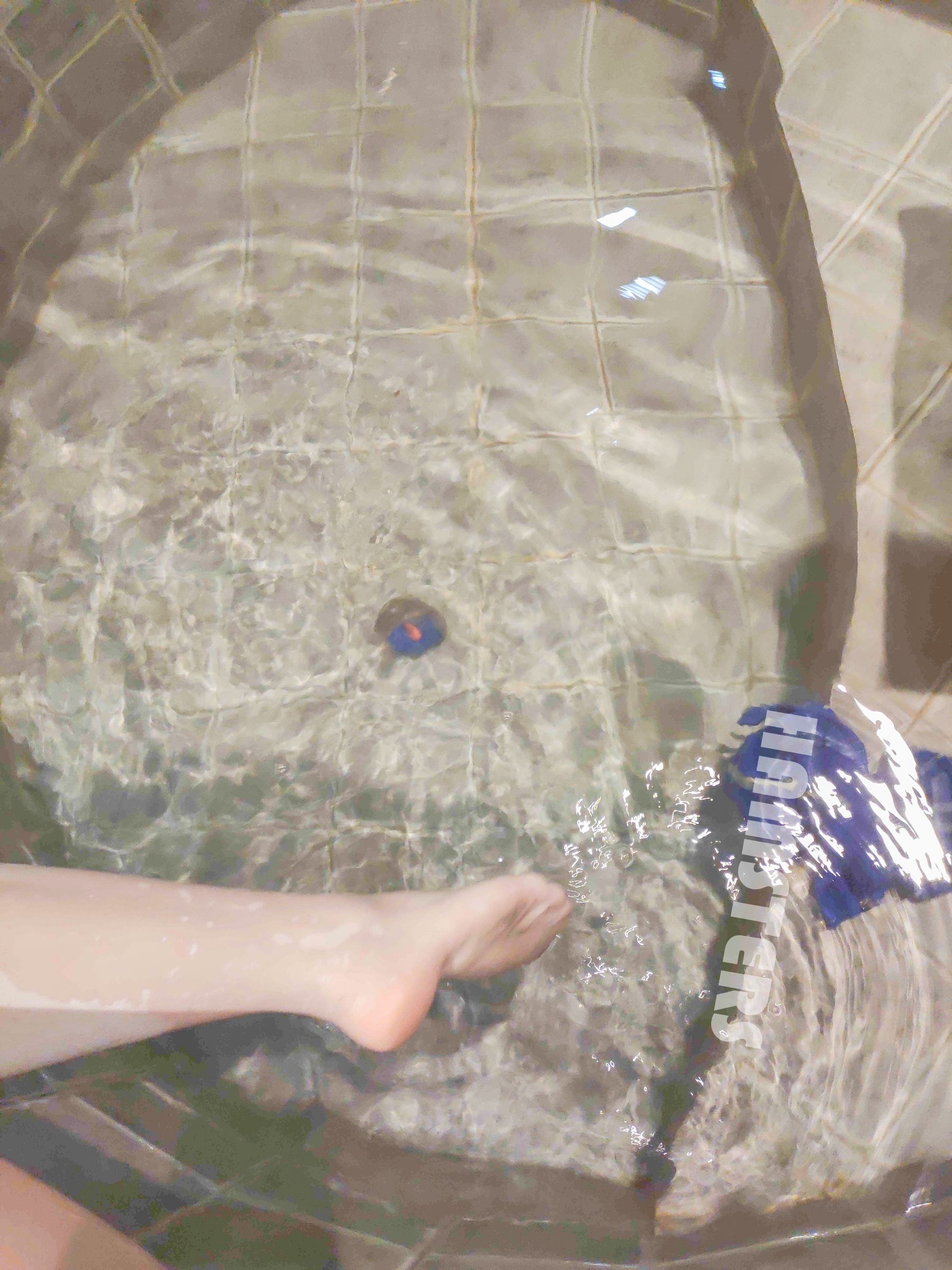 [福利COS] COS妹子仓鼠姬 - 白丝沐浴第7张