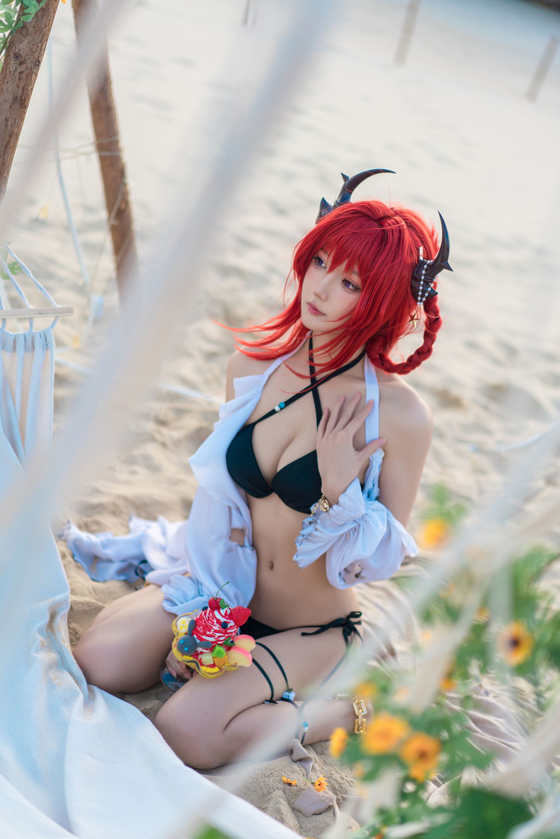 [福利COS] 动漫博主阿包也是兔娘 - 明日方舟 史尔特尔泳装第14张