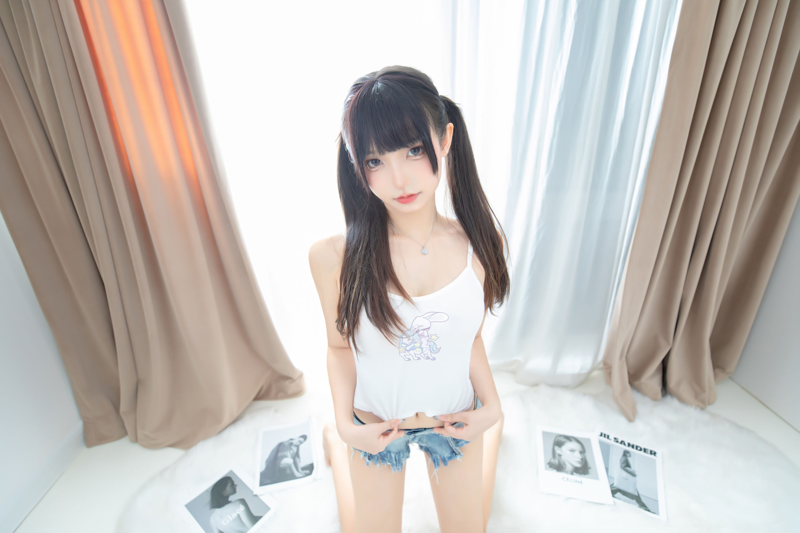 [福利COS] 萝莉神楽板真冬 之牛仔兔兔第4张