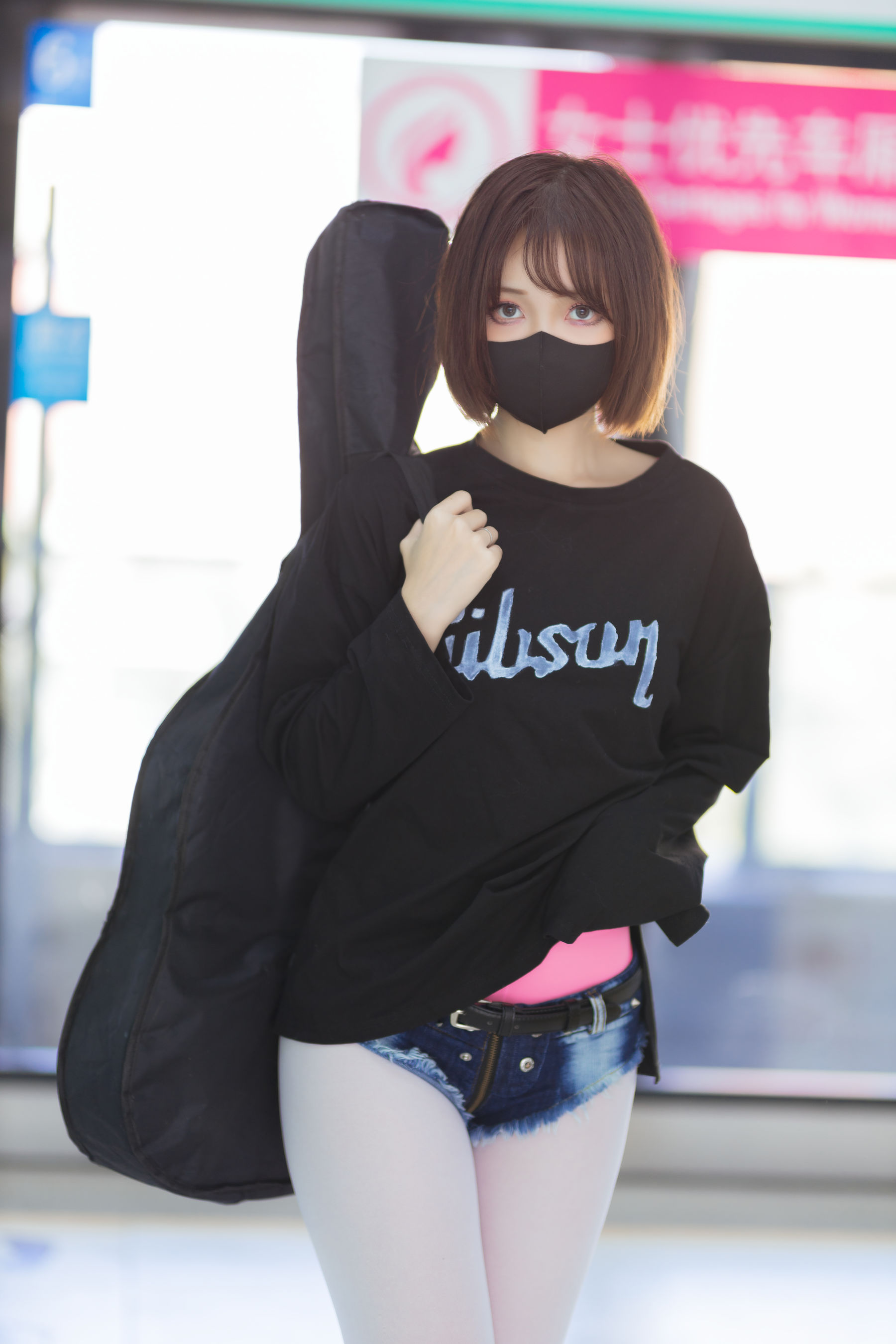 [福利COS] 洛桑w伊梓 - 地铁吉他第7张