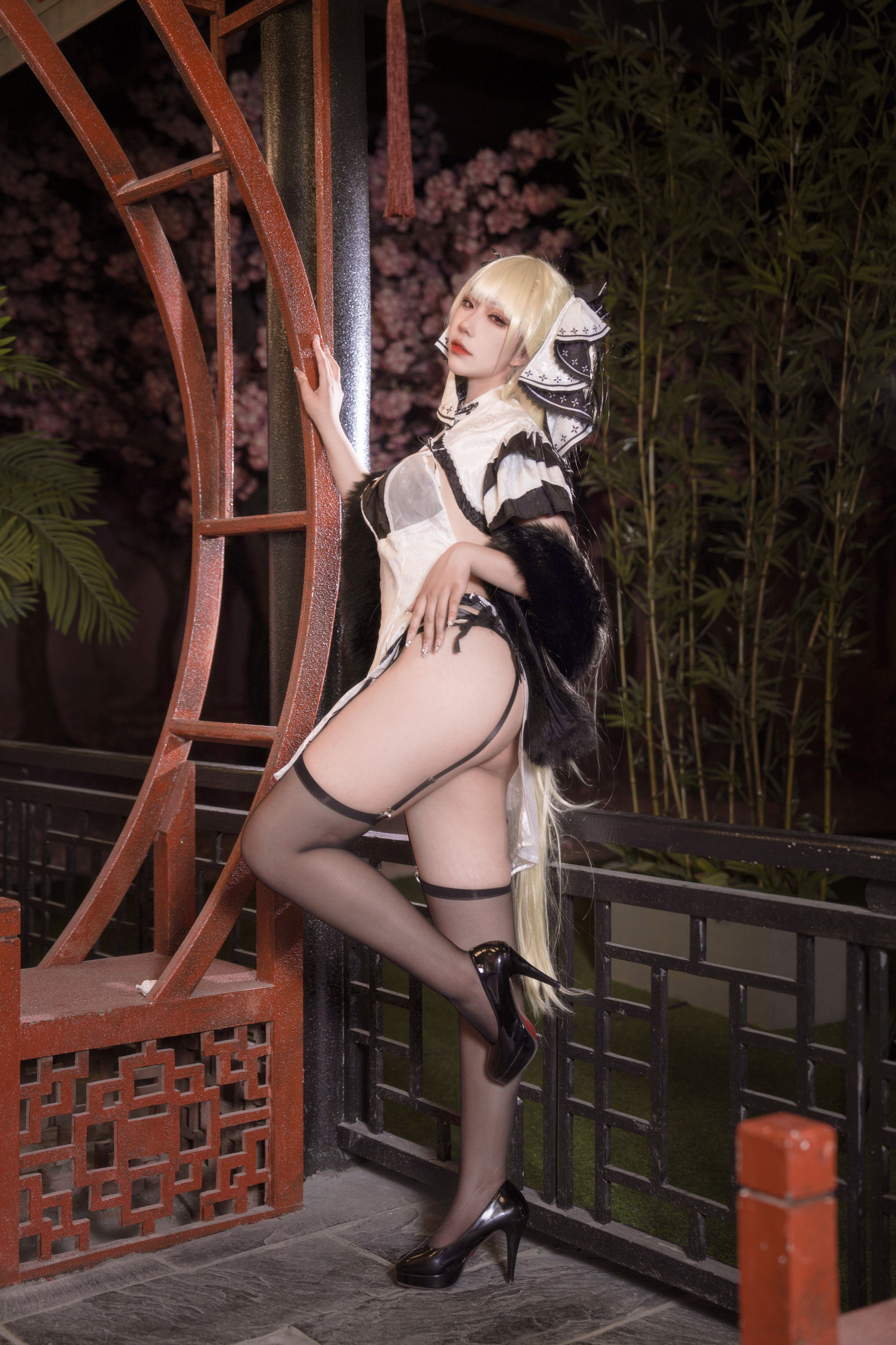 [福利COS] Ho_biiibo - 可畏旗袍第6张