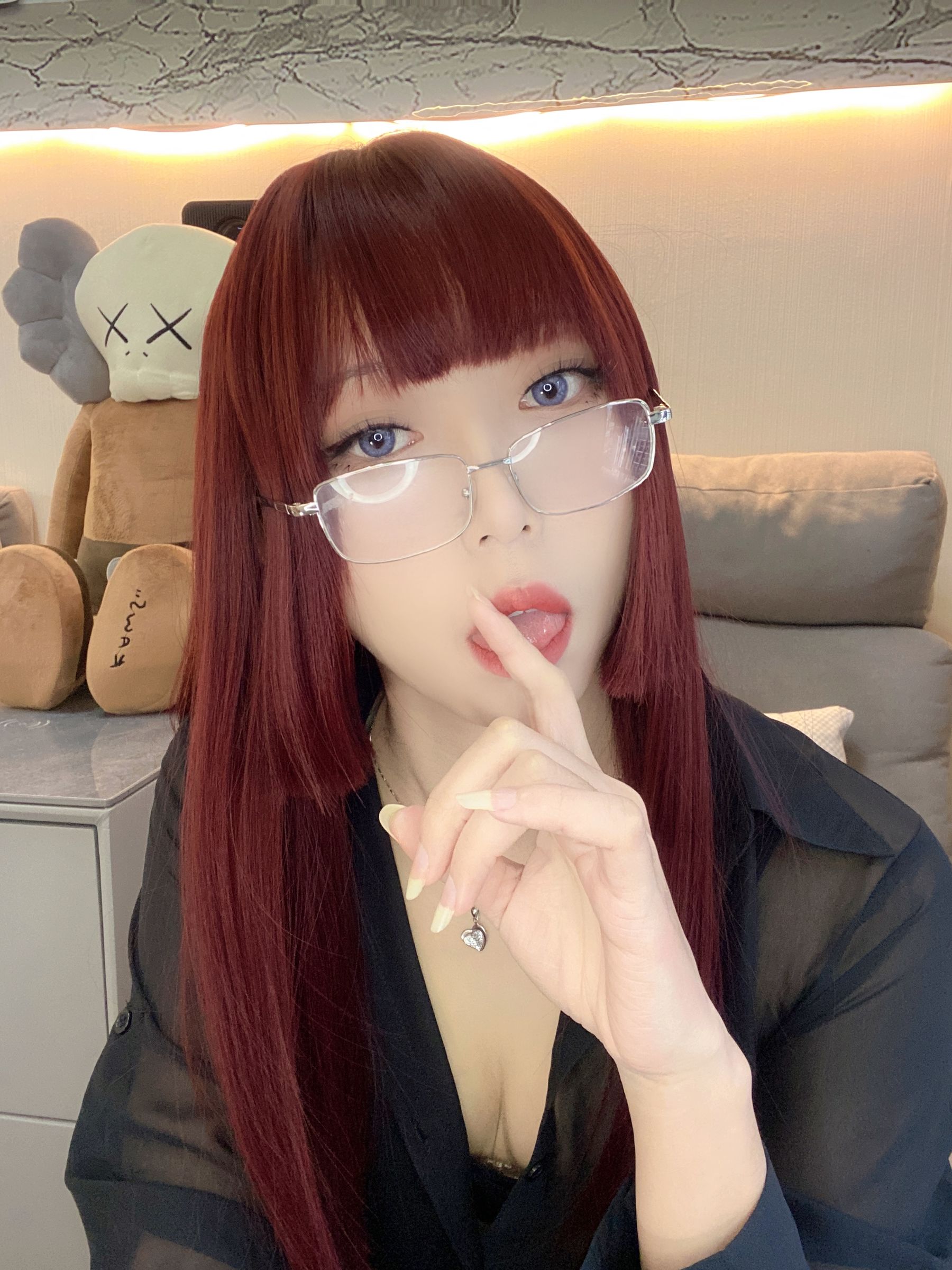 [福利COS] 动漫博主Money冷冷 - 黑衬衫第10张