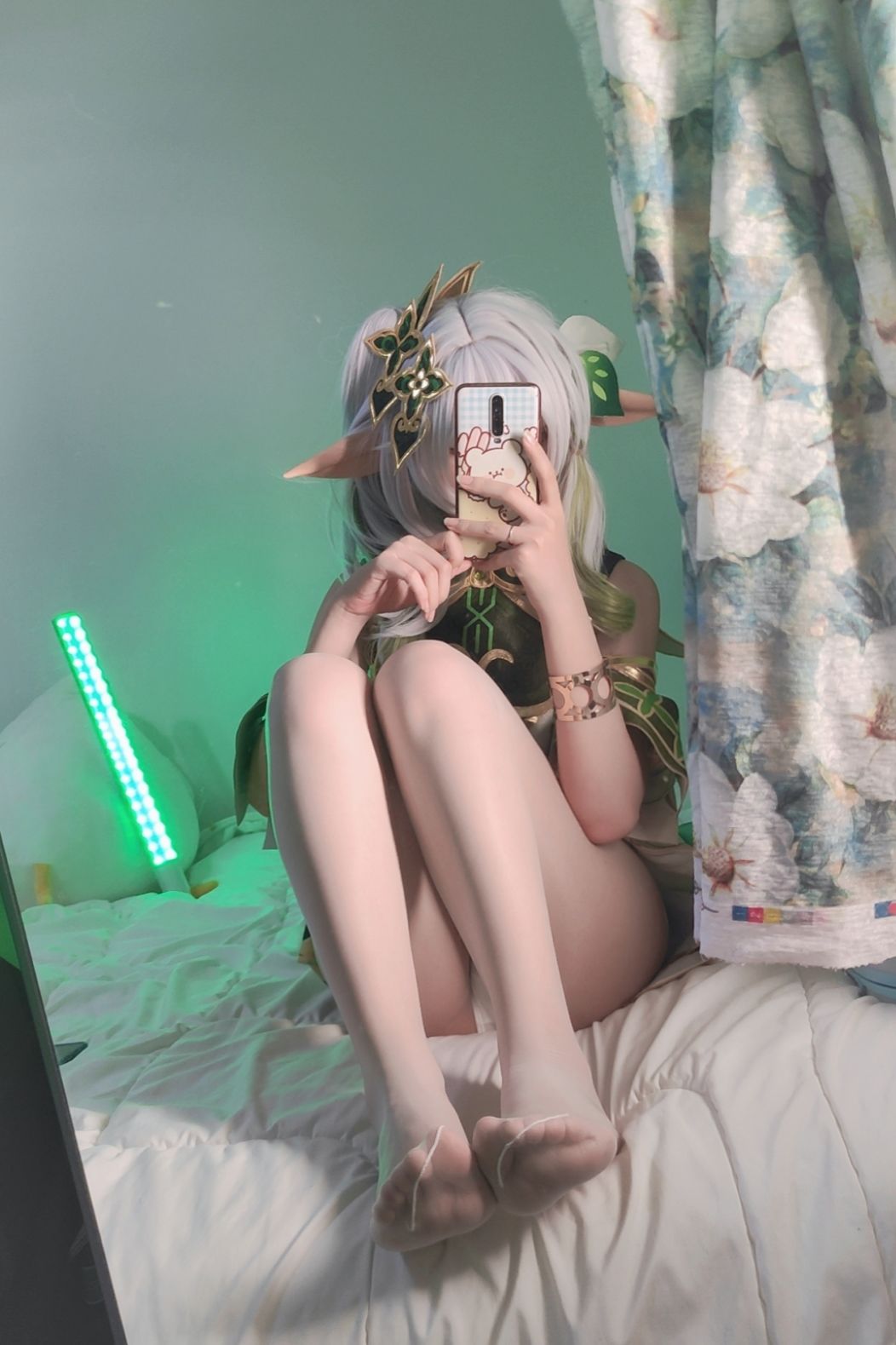 [福利COS] 洛桑w伊梓 - 小草神第3张