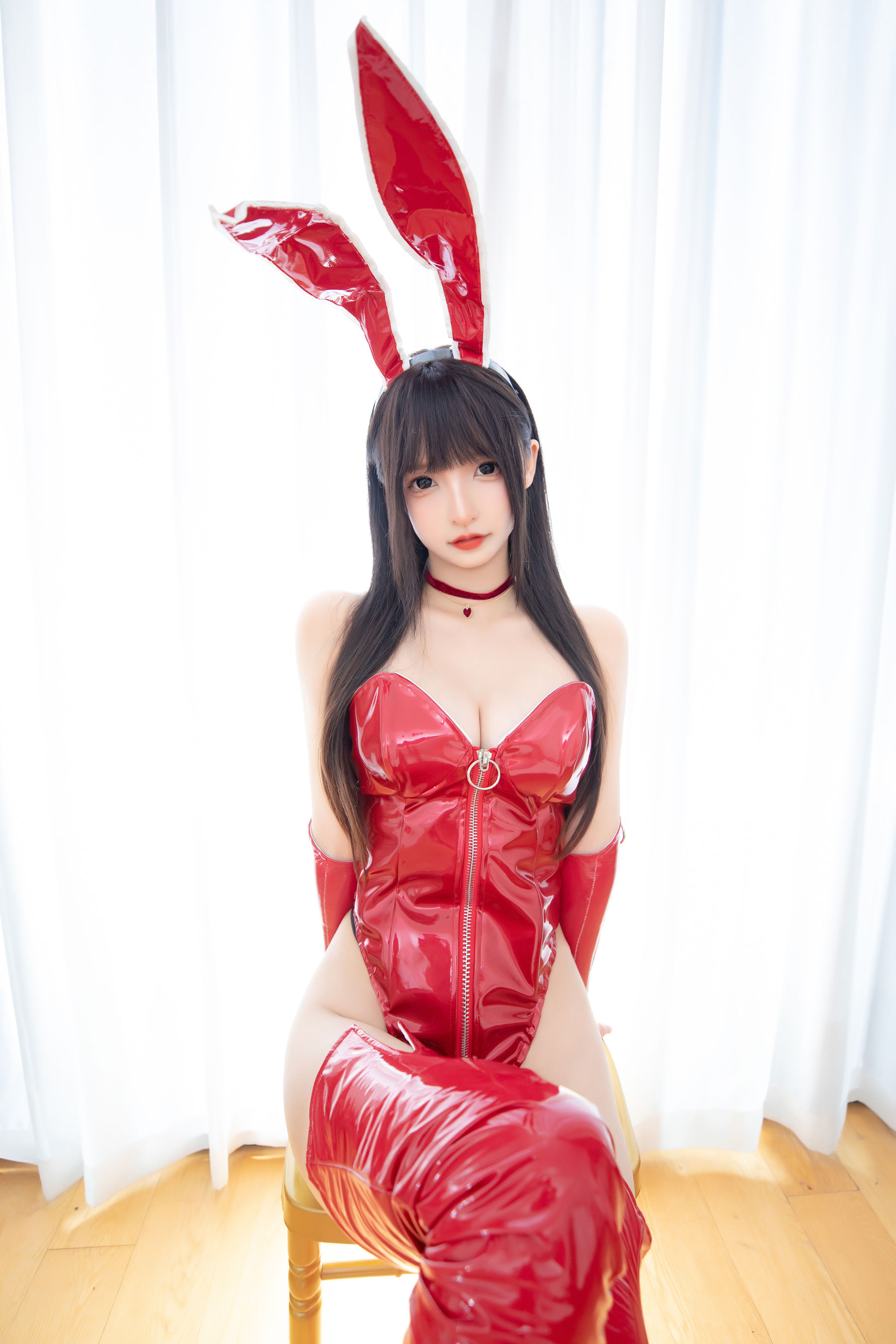 [福利COS] 萝莉神楽板真冬 之红兔迎春第1张