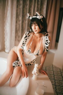 [福利COS] 星澜是澜澜叫澜妹呀 - 乳牛女仆