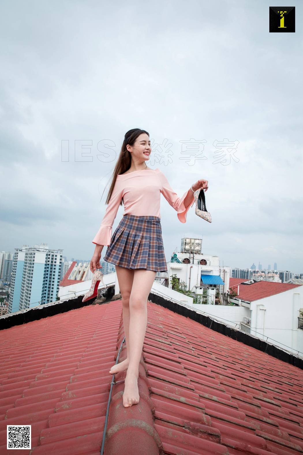 [IESS异思趣向] 2019.08.07 丝享家545：九妹《九妹七夕红屋顶》 在现浏览第16张