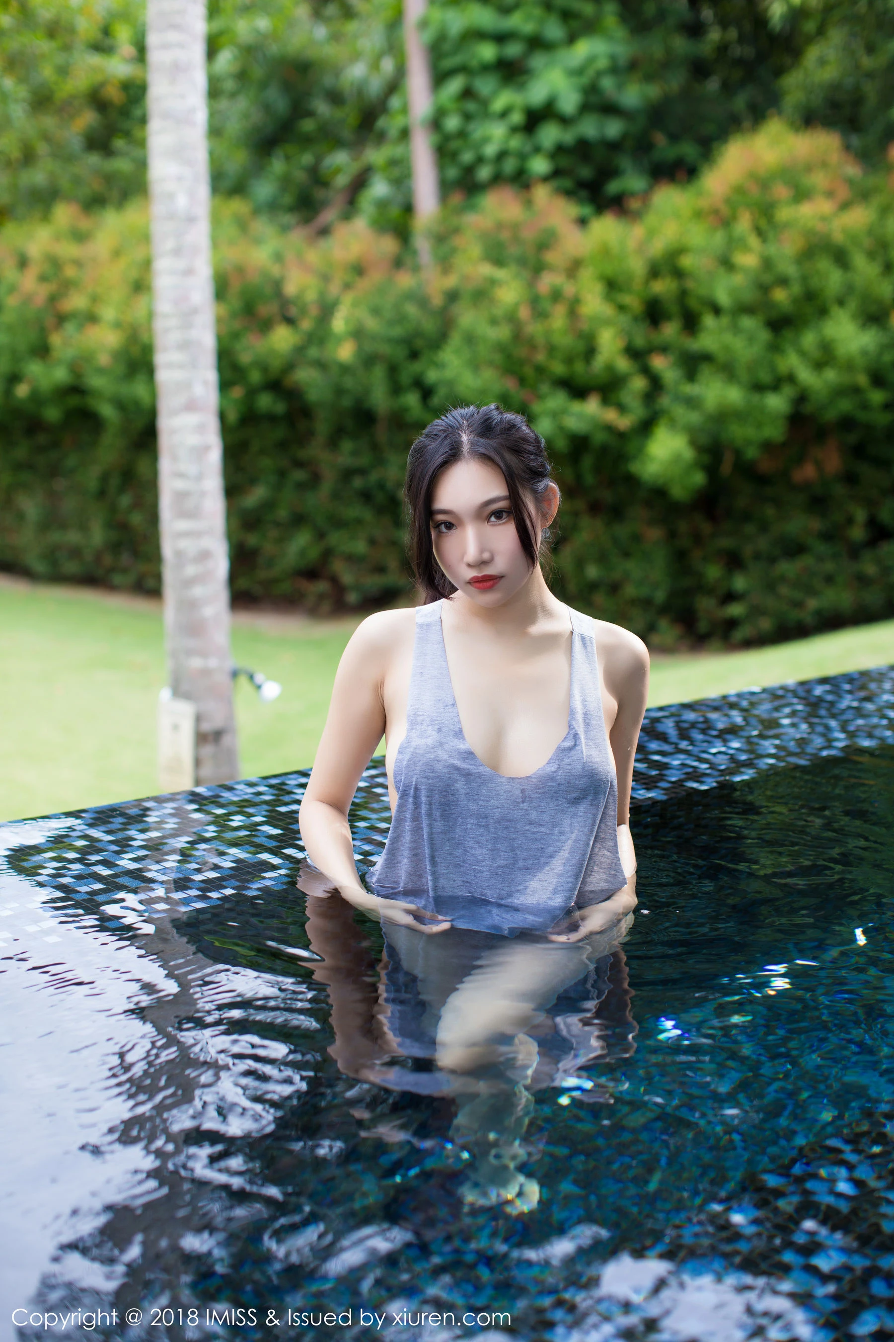  小狐狸Sica《极致诱惑的黑丝美腿》 爱蜜社IMiss Vol.219第16张