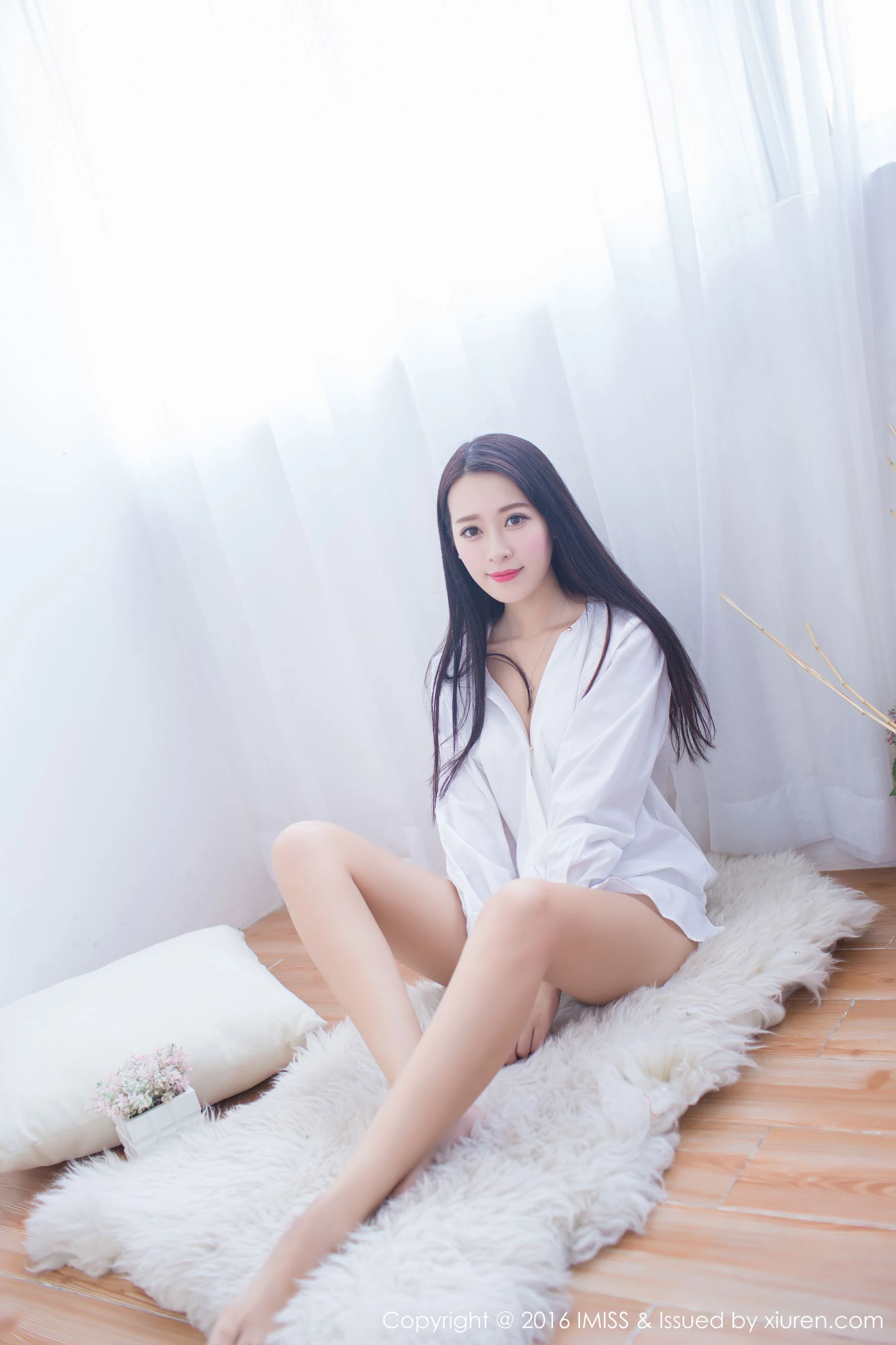  王曼妮好Q《性感睡衣+白衬衫系列》 爱蜜社IMiss Vol.137第3张