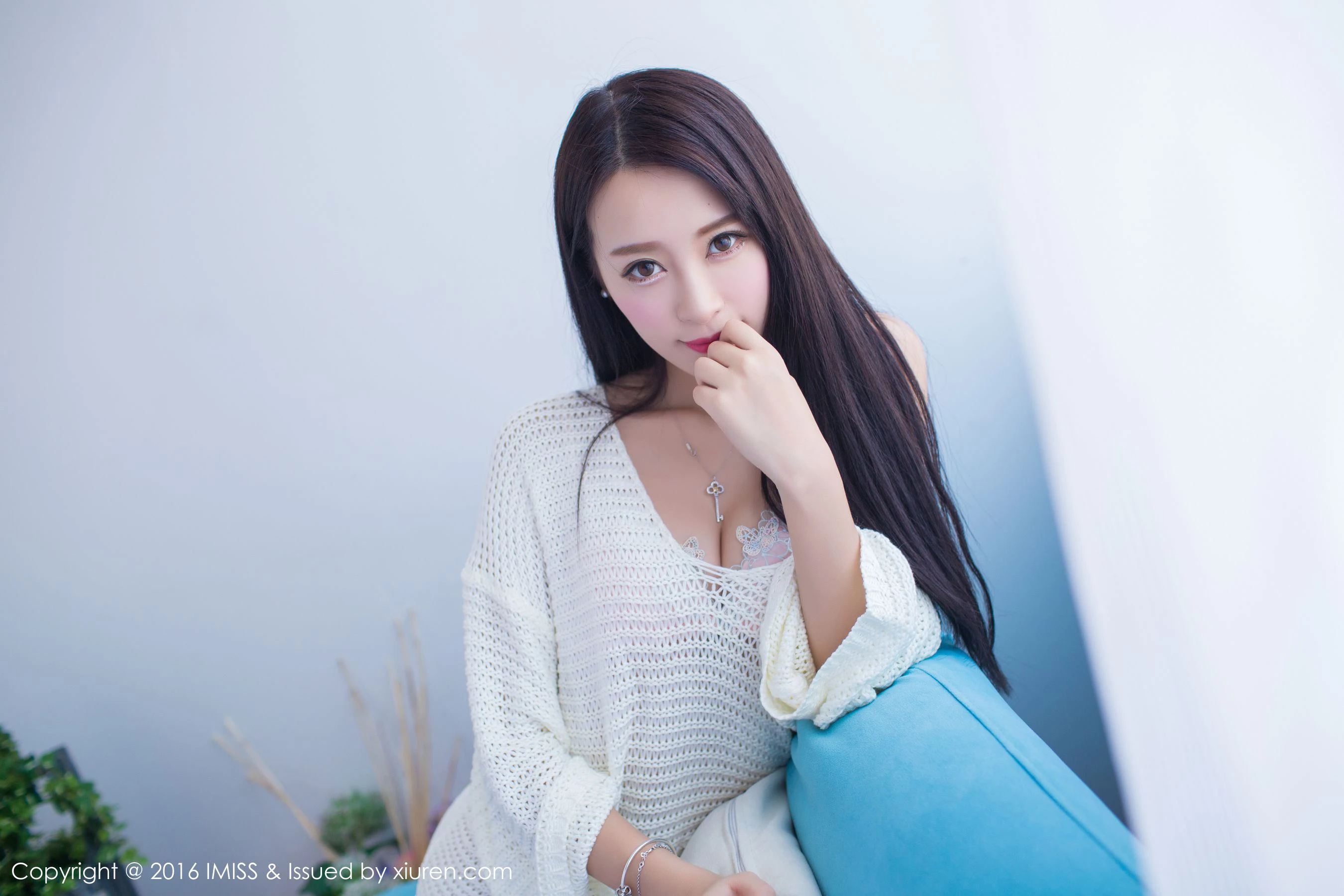 王曼妮好Q《性感睡衣+白衬衫系列》 爱蜜社IMiss Vol.137第7张