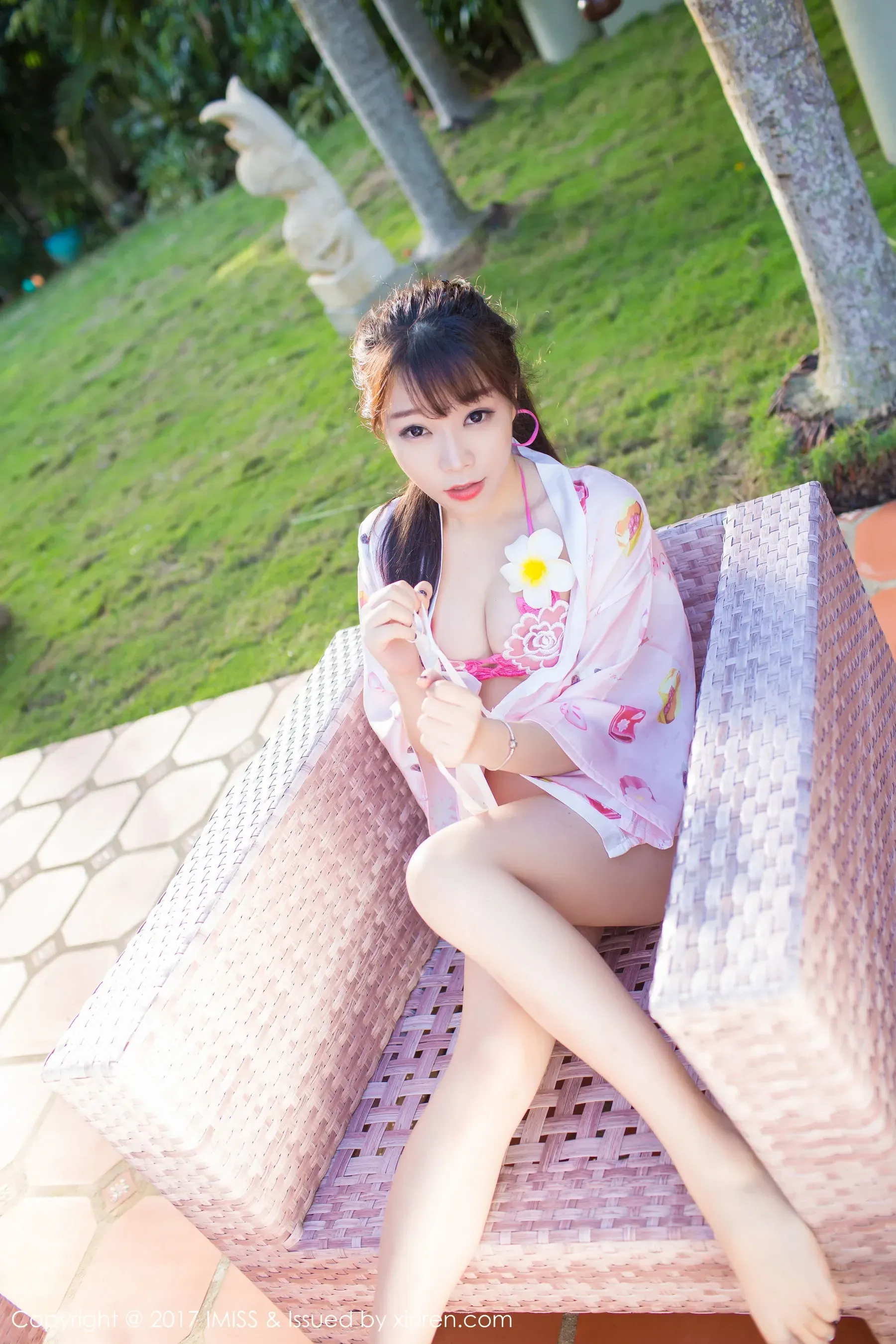  芝芝Booty《丁字裤美臀+粉嫩和服》 爱蜜社 VOL.155第11张