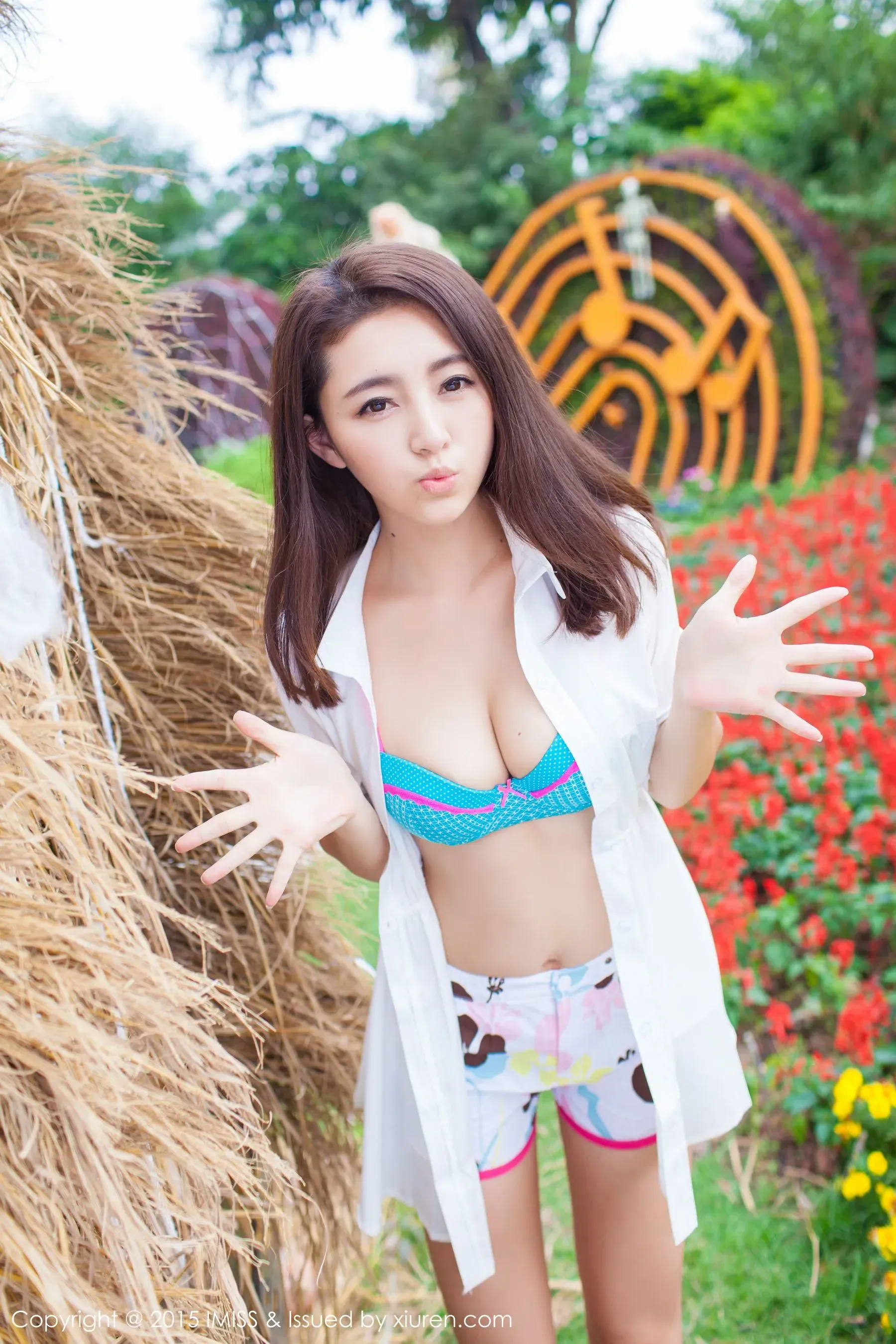  夏茉GIGI《小清新街拍》 爱蜜社IMiss Vol.053第15张