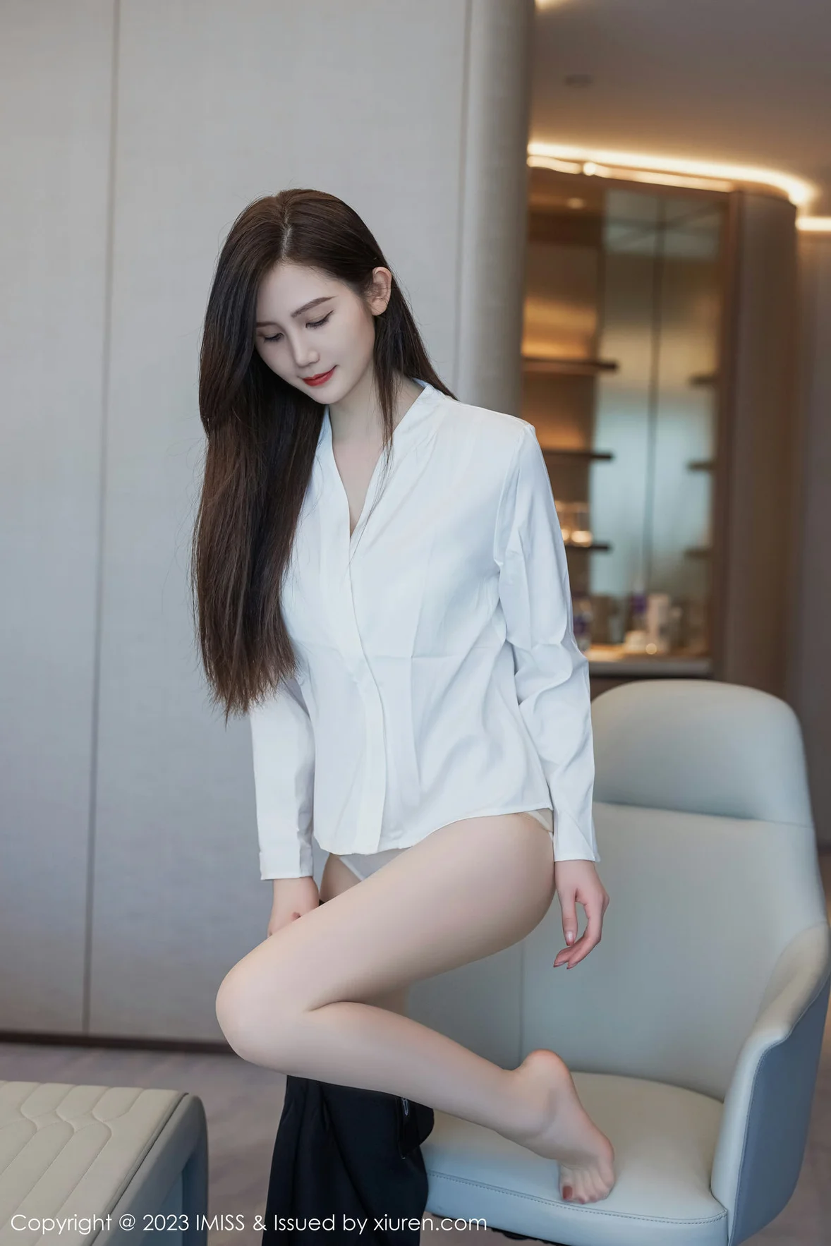  爱蜜社 Vol.739 SISY思 黑色Ol性感写真 [48P]第6张