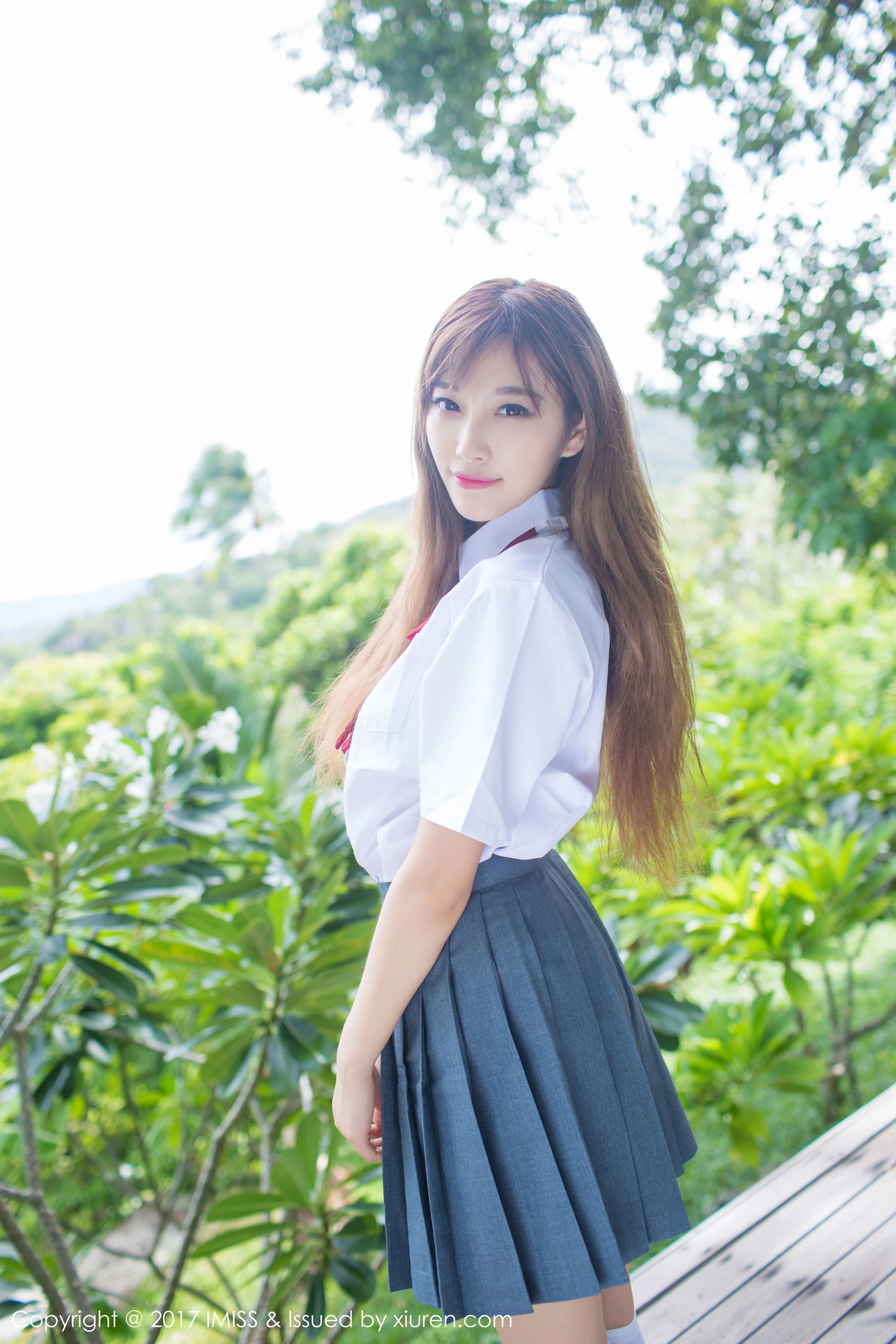  杨晨晨sugar《室外校服系列》 爱蜜社IMiss VOL.195