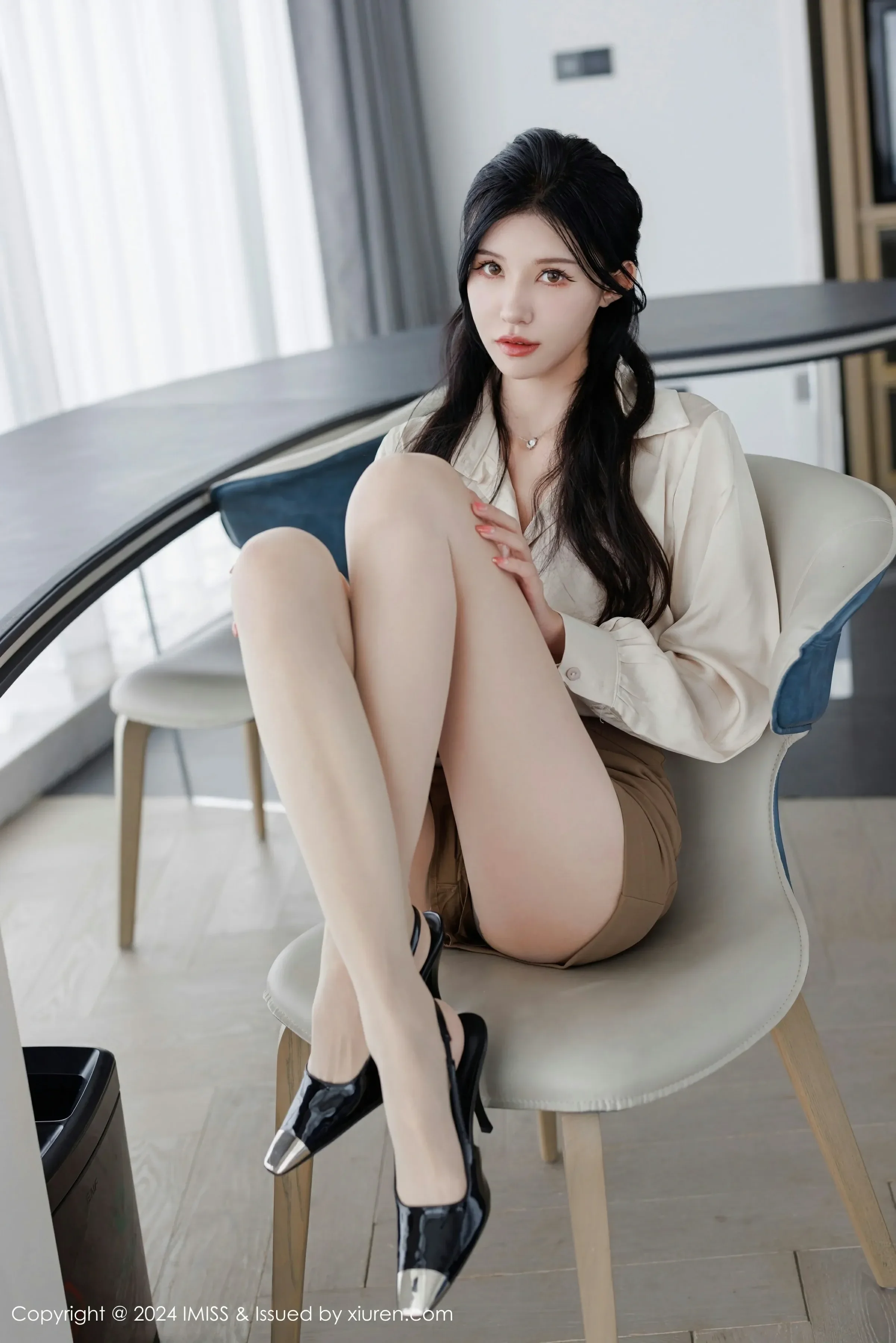  爱蜜社 VOL.767 泥鳅鳅 [44P]第5张