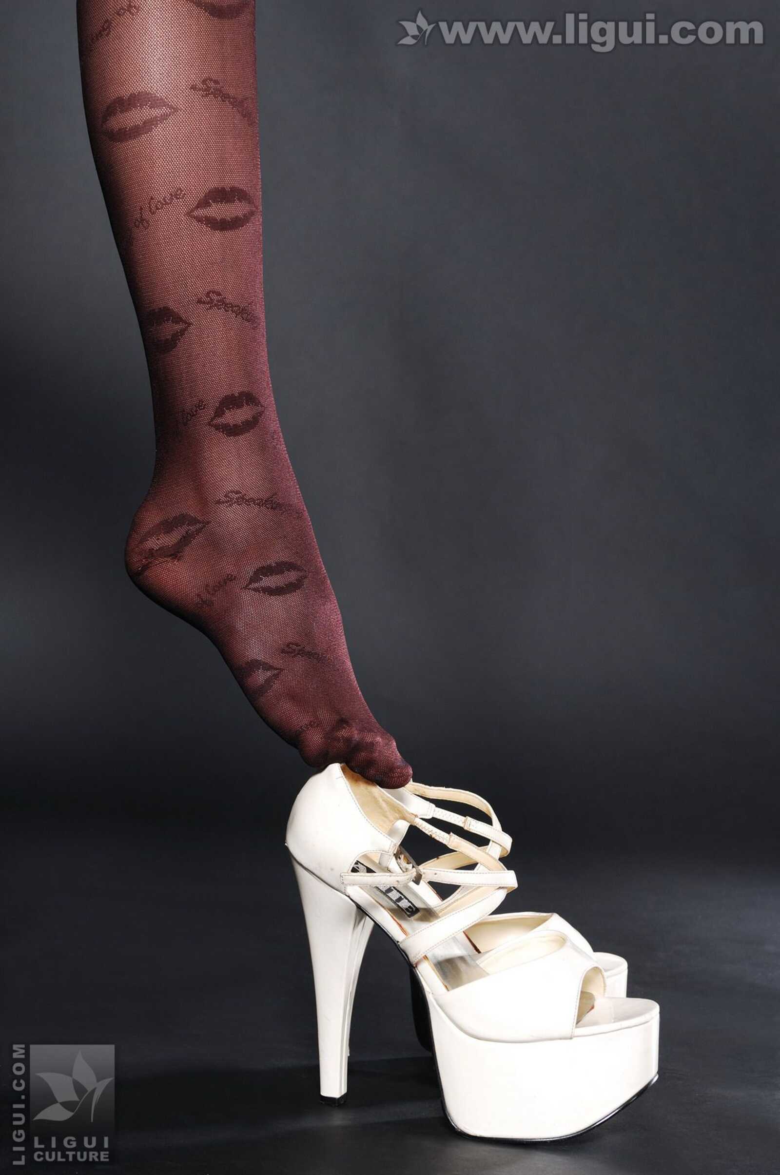 Model 孙跃《性感迷人的丝袜》 [丽柜LiGui] 美腿玉第10张