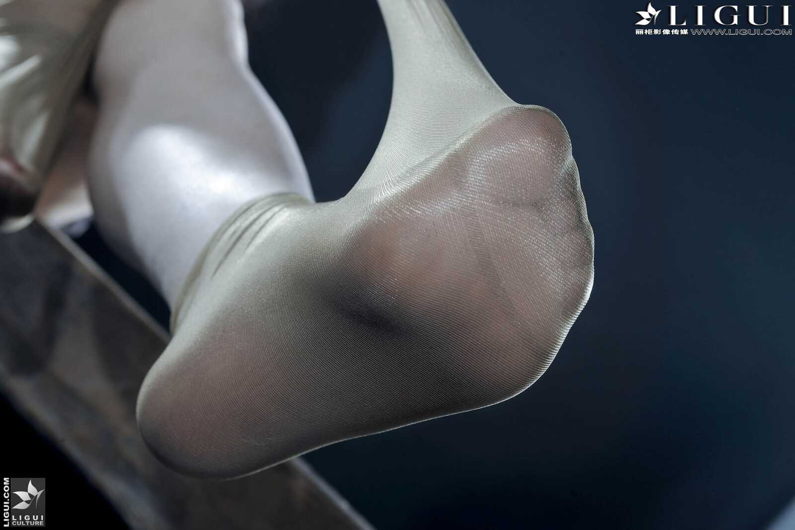 Model 晴晴《豹纹高跟女郎丝足》 [丽柜LiGui] 美腿第1张