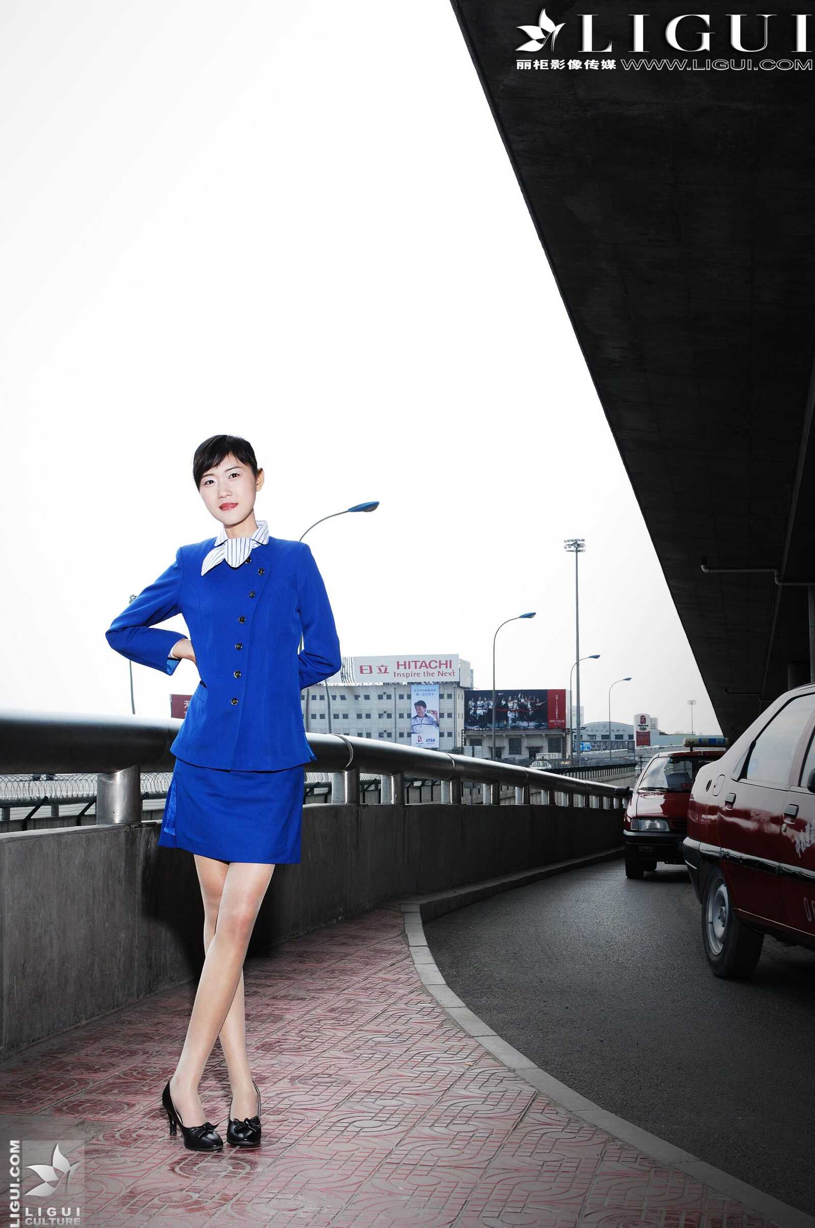 Model 婷婷《空姐系列》 [丽柜LiGui] 美腿丝足写真第2张