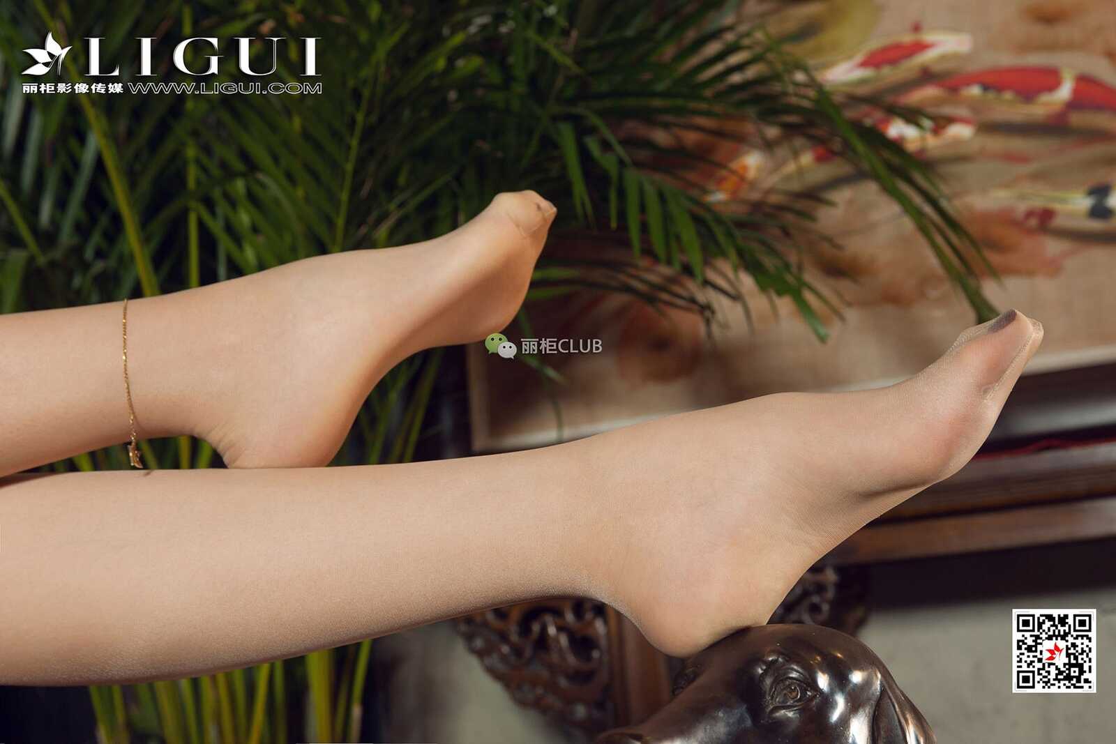 腿模敏儿《OL肉丝高跟》 [丽柜Ligui] 写真集第1张