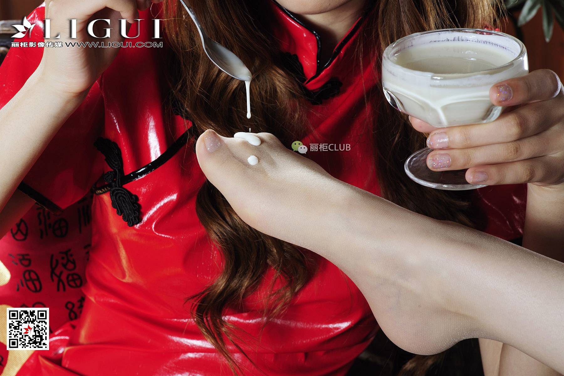 足模文欣&amp;amp;Vicky《丝足癖》 [丽柜LIGUI] 美腿丝足第5张