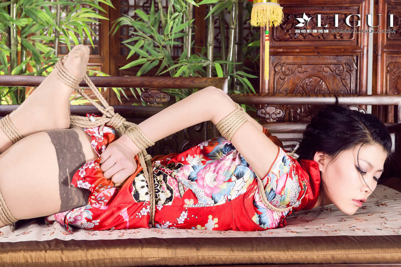 腿模怡萱《旗袍绳艺》 [丽柜Ligui] 经典回顾 写真第5张