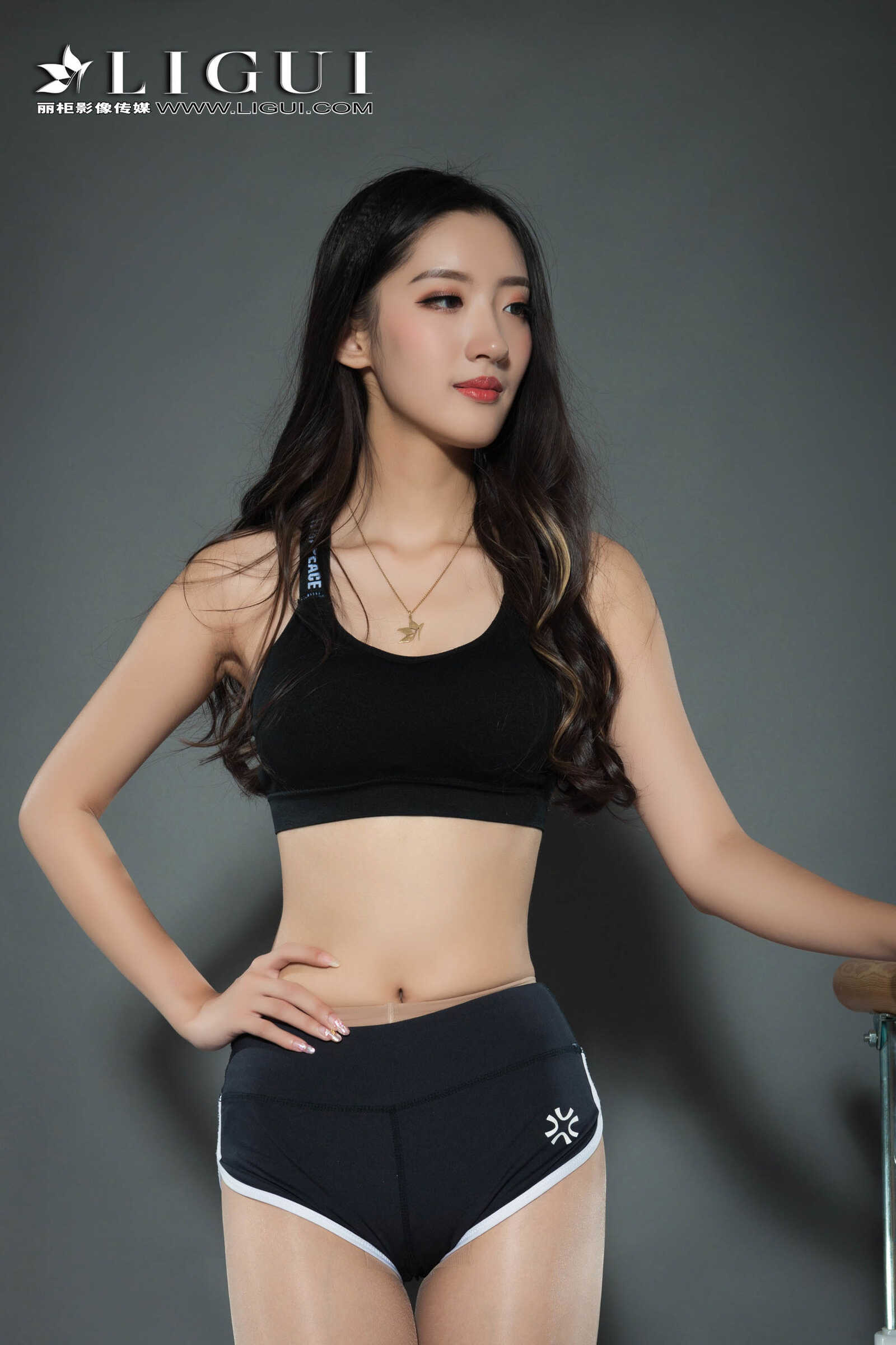 腿模王欣竹《健身丝足女郎》 [丽柜Liguil] 网络丽第11张